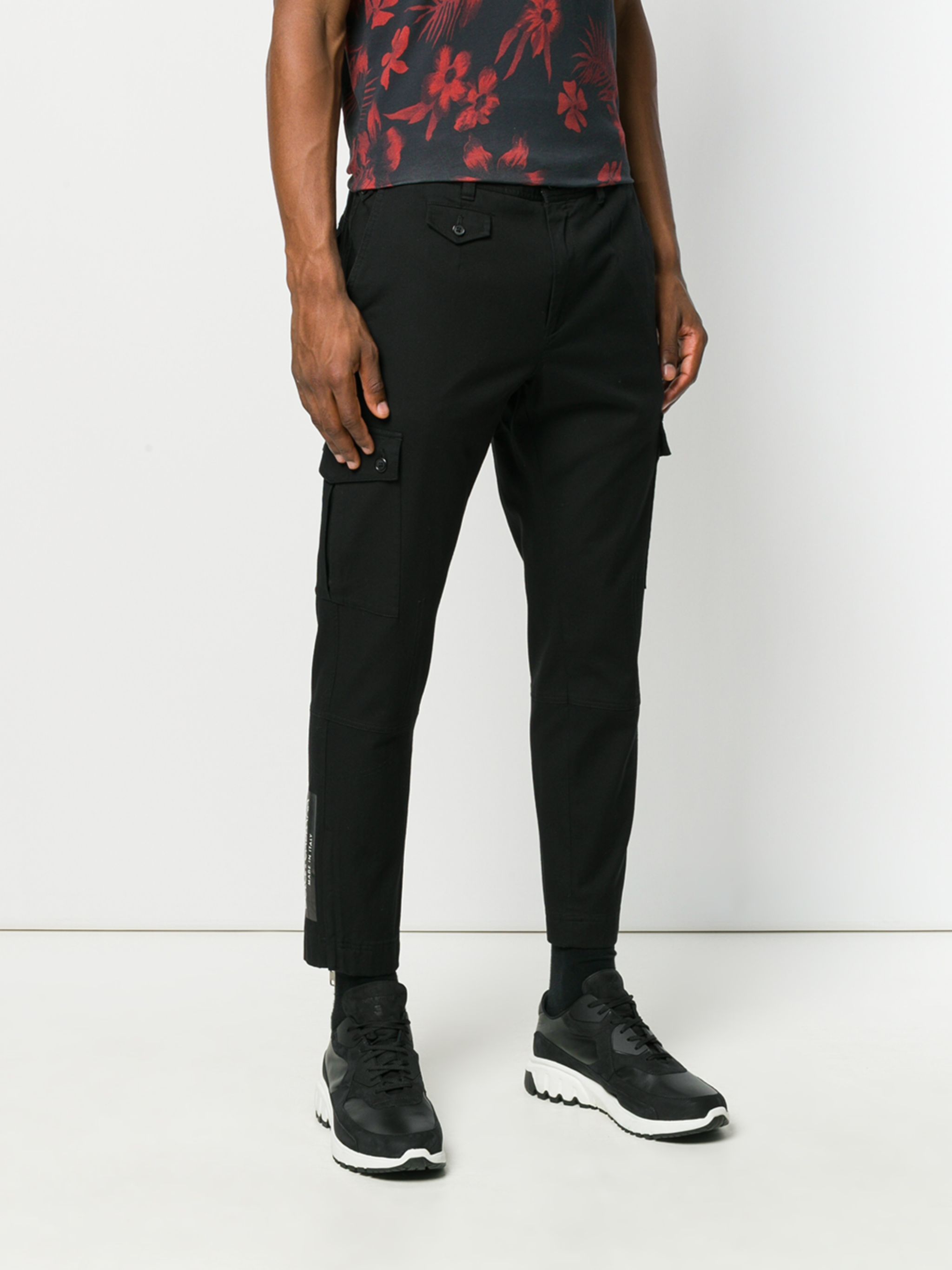 Dolce & Gabbana o1y0125 Cargo Pant in Black Size US 30 / EU 46 - 2 Thumbnail