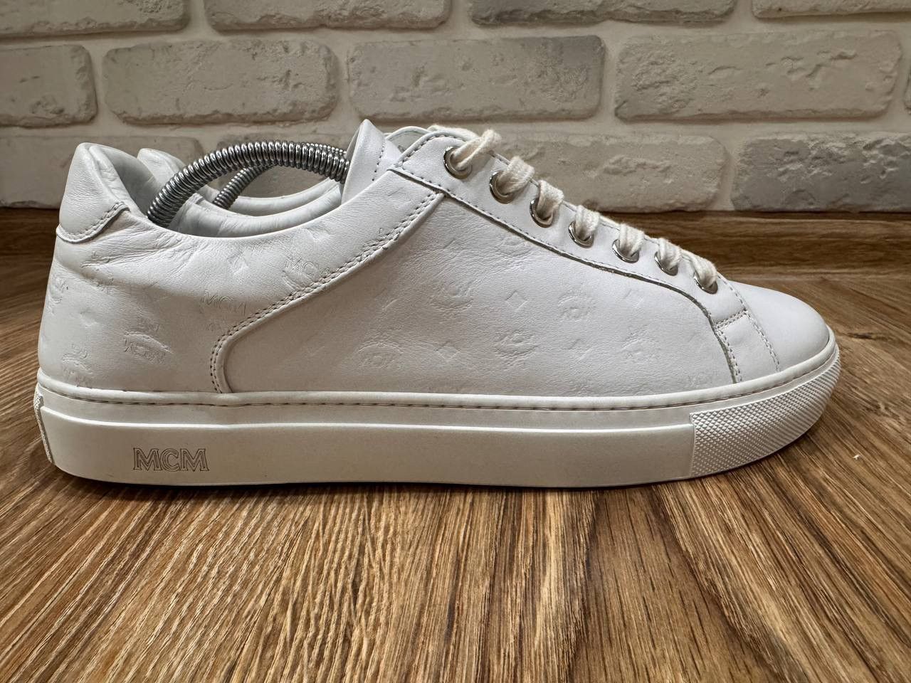 MCM MCM Men's Leather Sneakers Size 41 US 8 Size US 8 / EU 41 - 12 Thumbnail