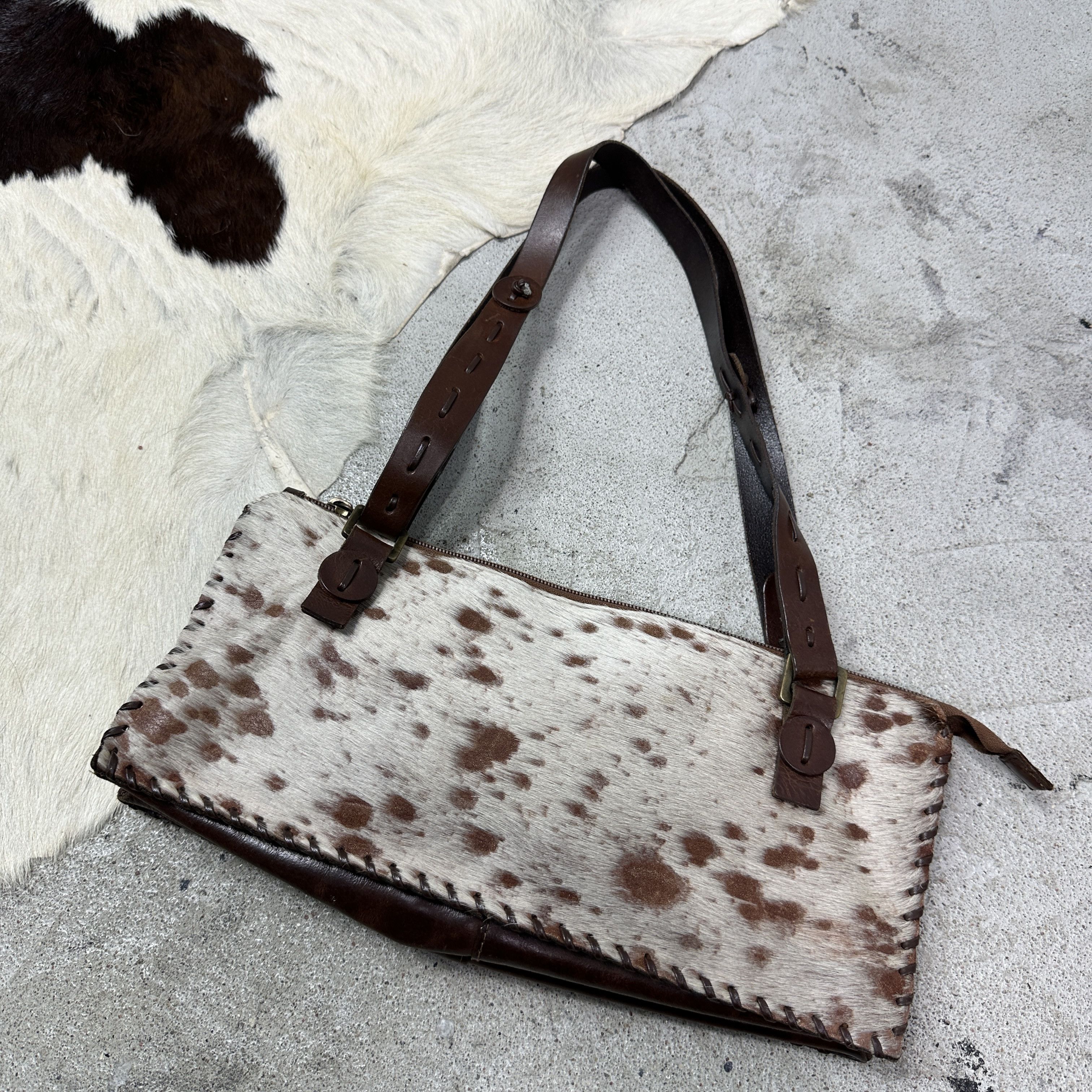 Vintage Vintage Avant Garde Leather Cowhide Baguette Bag Y2K Size ONE SIZE - 2 Thumbnail