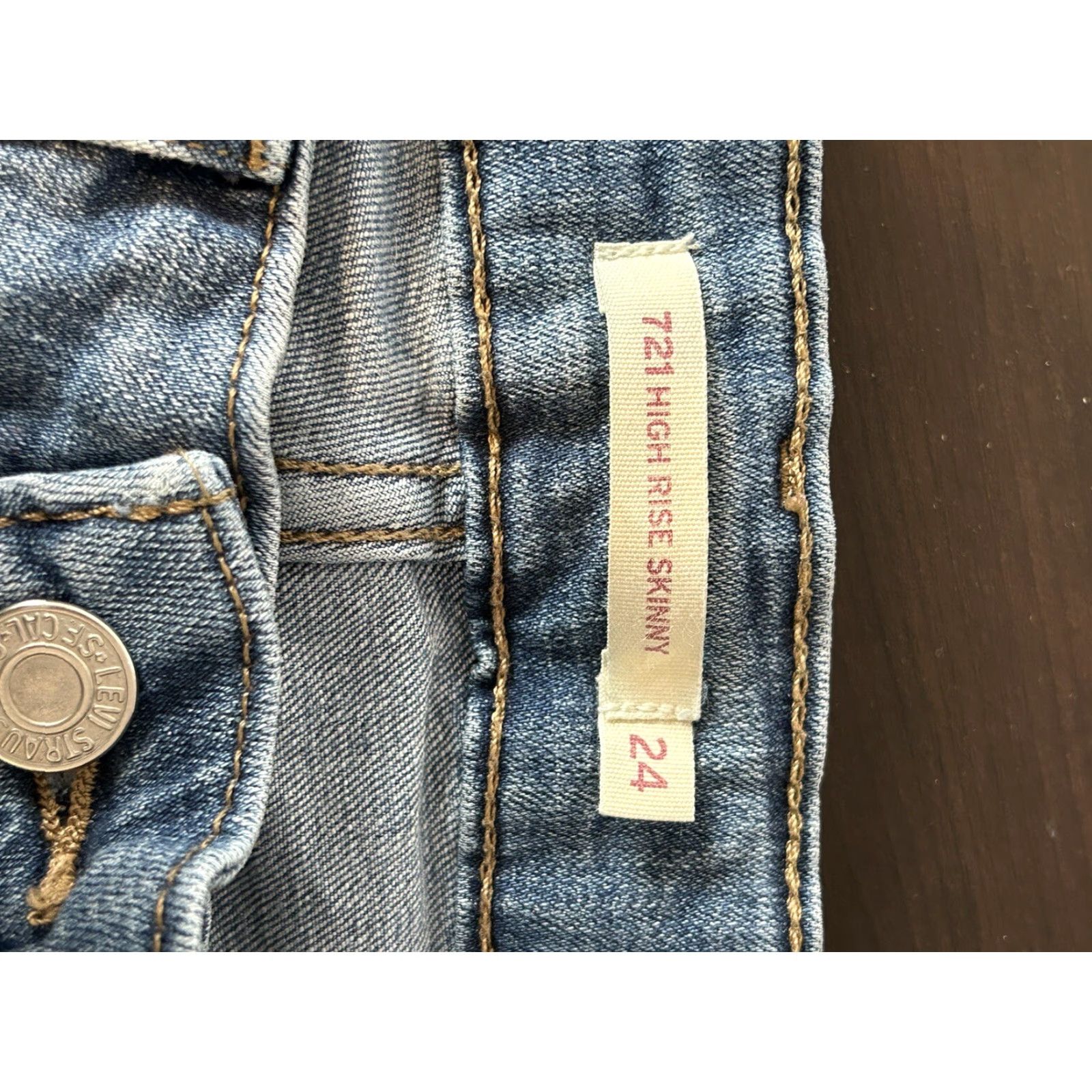 Levi's Levi's Women's 721 High-Rise Skinny Jeans Blue 24x30 Denim Slim Regular Jeans Women Female 30 In Inseam 30 Pants Vintage No Size 42" / US 20 - 3 Thumbnail