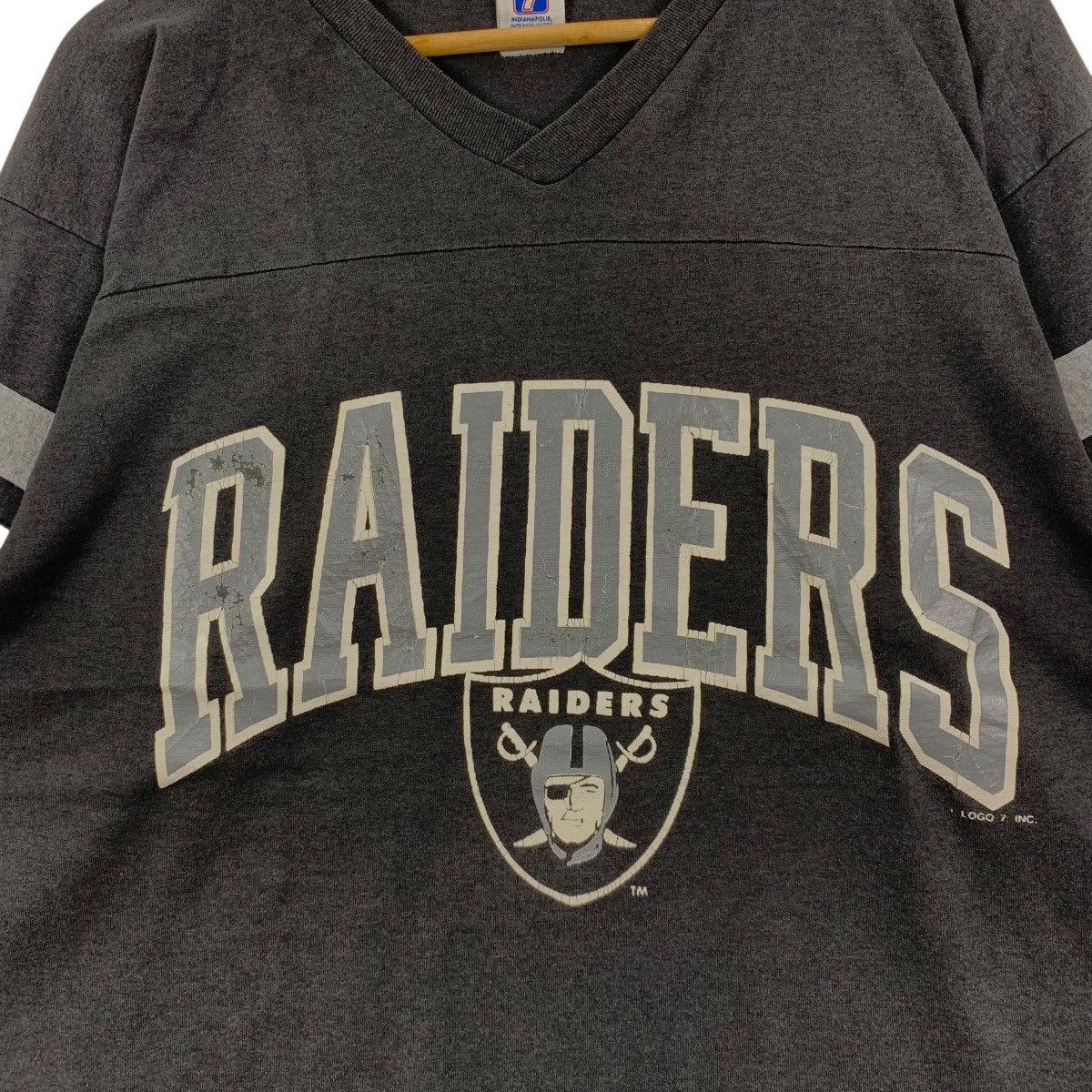 Vintage Vintage Las Vegas RAIDERS NFL Team Sportswear Big T-Shirt Size US L / EU 52-54 / 3 - 3 Thumbnail
