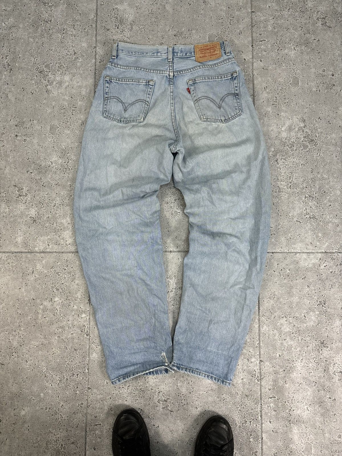 Japanese Brand × Levi's Dirty Distressed Faded Levis 560 Denim Pants Japan Vintage Size US 32 / EU 48 - 1 Thumbnail