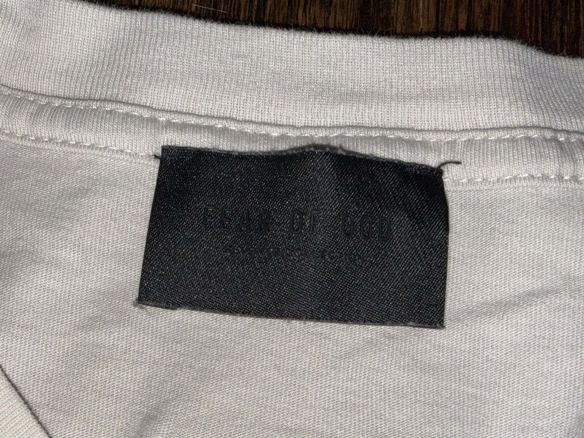 Fear of God Fear Of God 7th Collection FG Logo Vintage T-shirt Size XL Size US XL / EU 56 / 4 - 3 Thumbnail