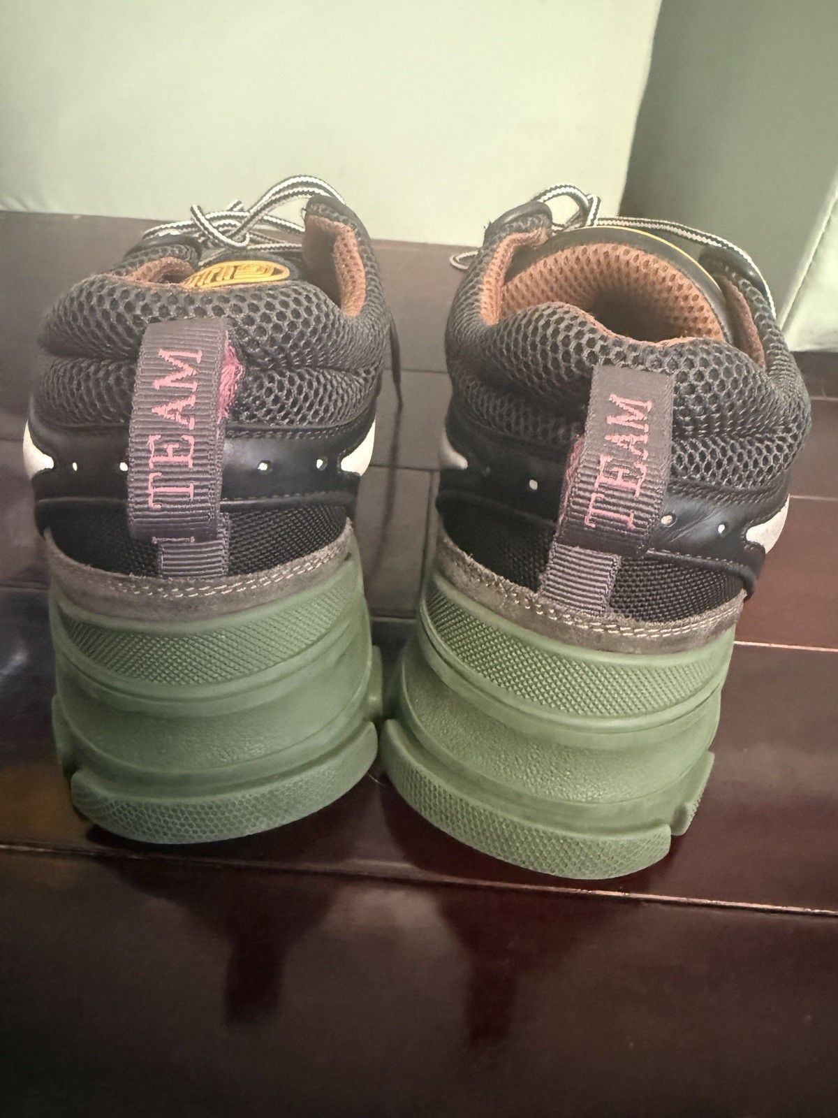 Gucci Flashtrek SEGA Green Sneaker US Size 9.5 Size US 9.5 / EU 42-43 - 4 Thumbnail