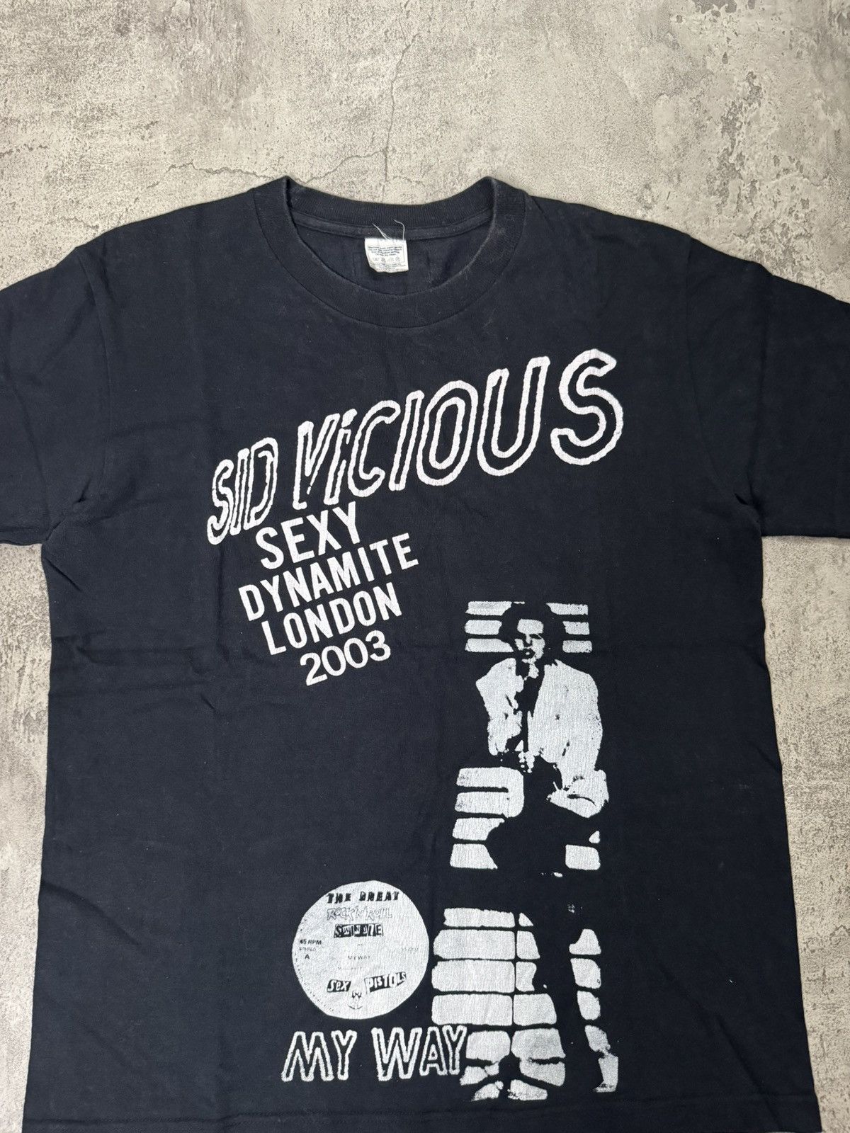 Band Tees VINTAGE SID VICIOUS SEXY DYNAMITE LONDON 2003 T-SHIRT Size US M / EU 48-50 / 2 - 2 Thumbnail