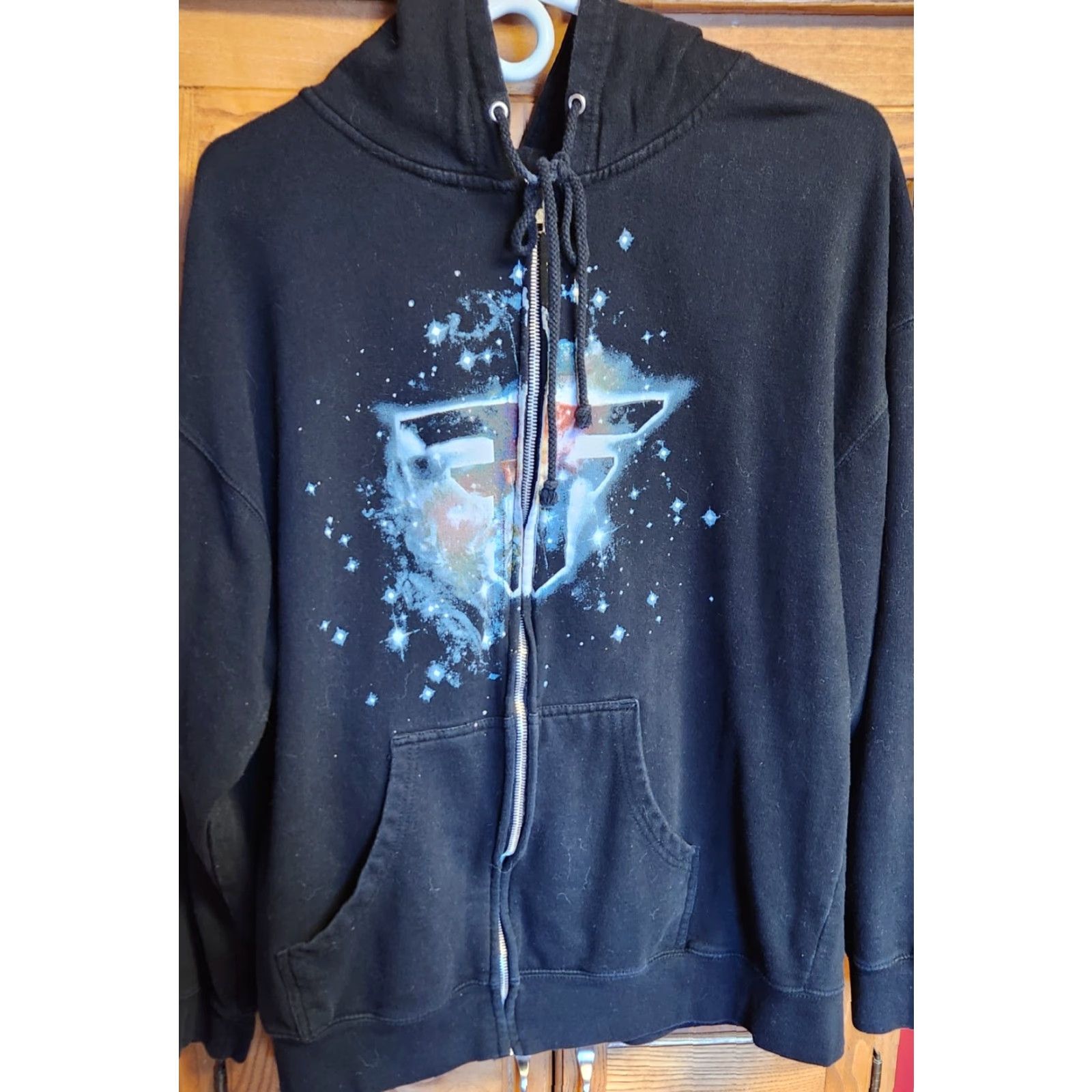 Logo 7 FALLEN Hoodie Adult XL Unisex Full Zip USA MADE VINTAGE Skater Sweatshirt Logo Black 90s Retro Graphic Print Hooded Pockets Zipper Mens Womens Size US XL / EU 56 / 4 - 4 Thumbnail