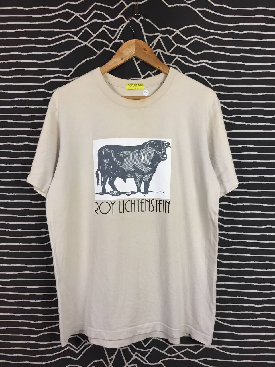 Uniqlo Uniqlo Roy Lichtenstein Bull Profile Series Pop Art Tee Size US L / EU 52-54 / 3 - 1 Thumbnail