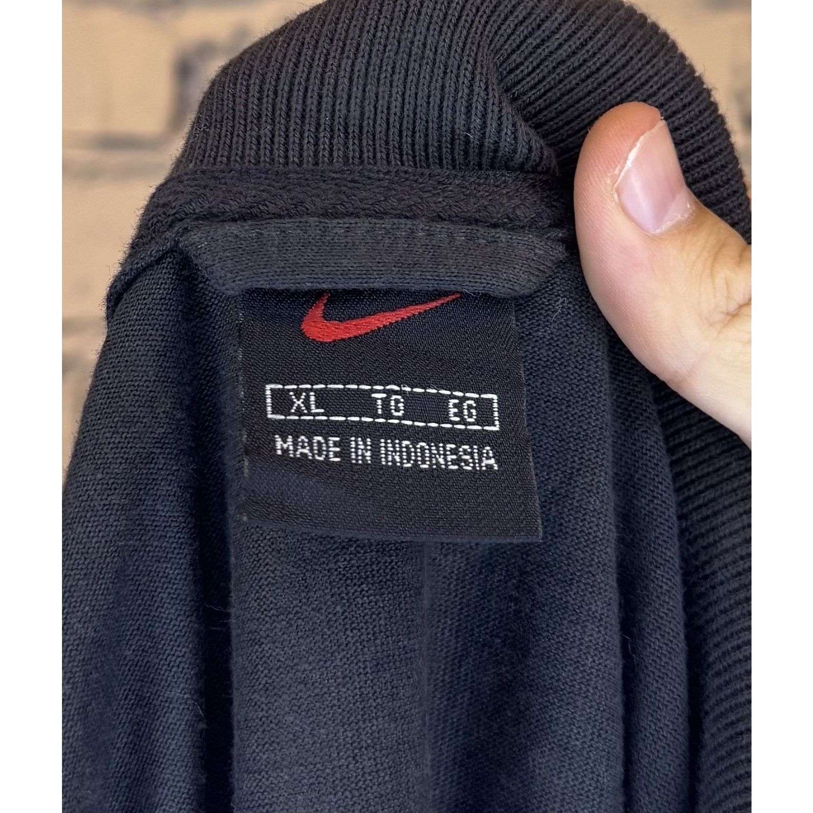 Nike Nike Shirt Mens XL Black Swoosh Striped Vintage Style Cotton Size US XL / EU 56 / 4 - 3 Thumbnail