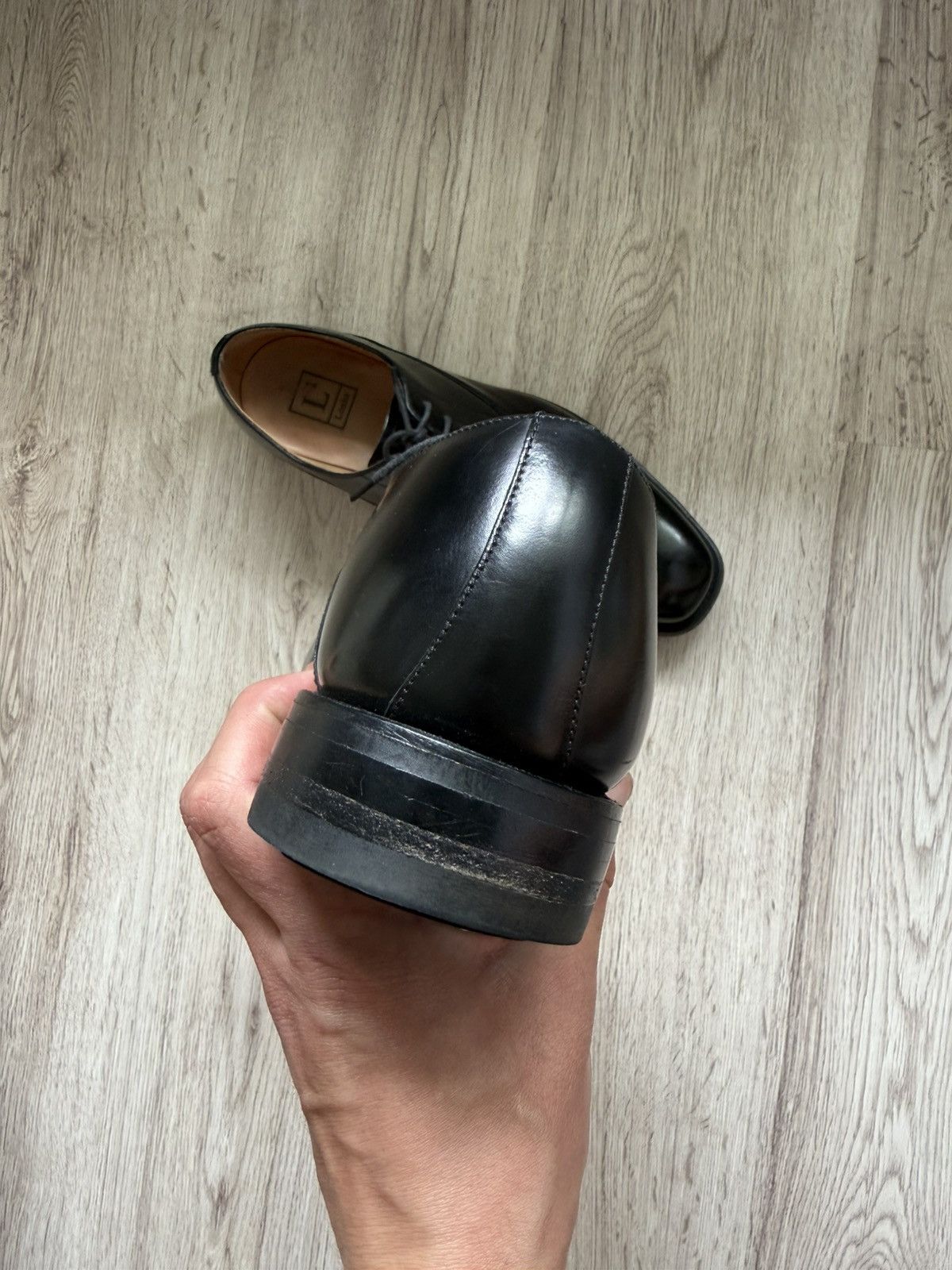 Loake Loake 260B Black Cap Toe Oxford Shoes Goodyear Welted Size US 9 / EU 42 - 8 Thumbnail