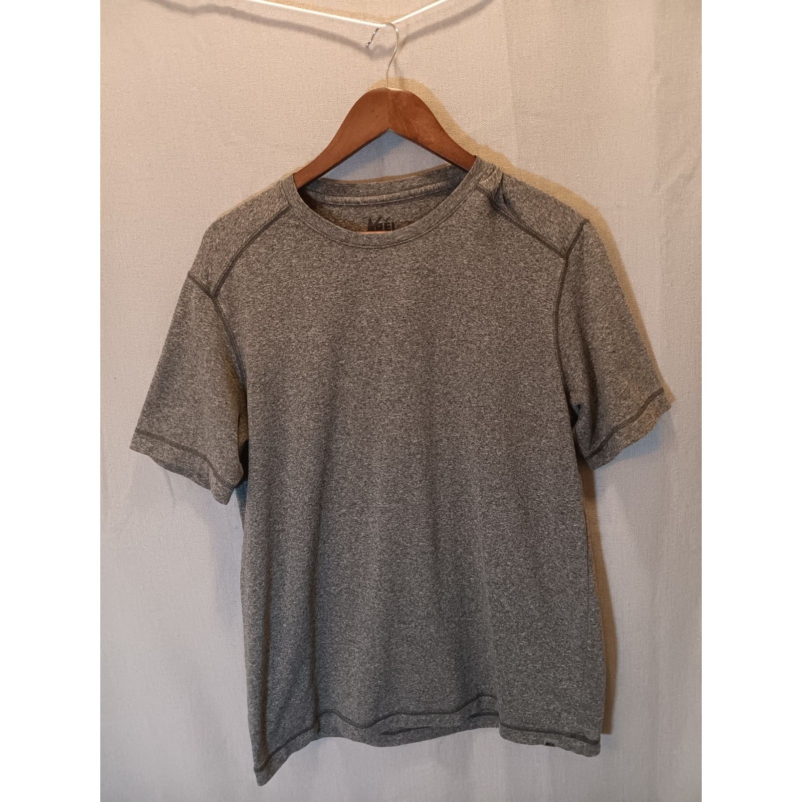Rei REI Men's Medium Gray T-Shirt Comfortable Fit Size US M / EU 48-50 / 2 - 1 Thumbnail
