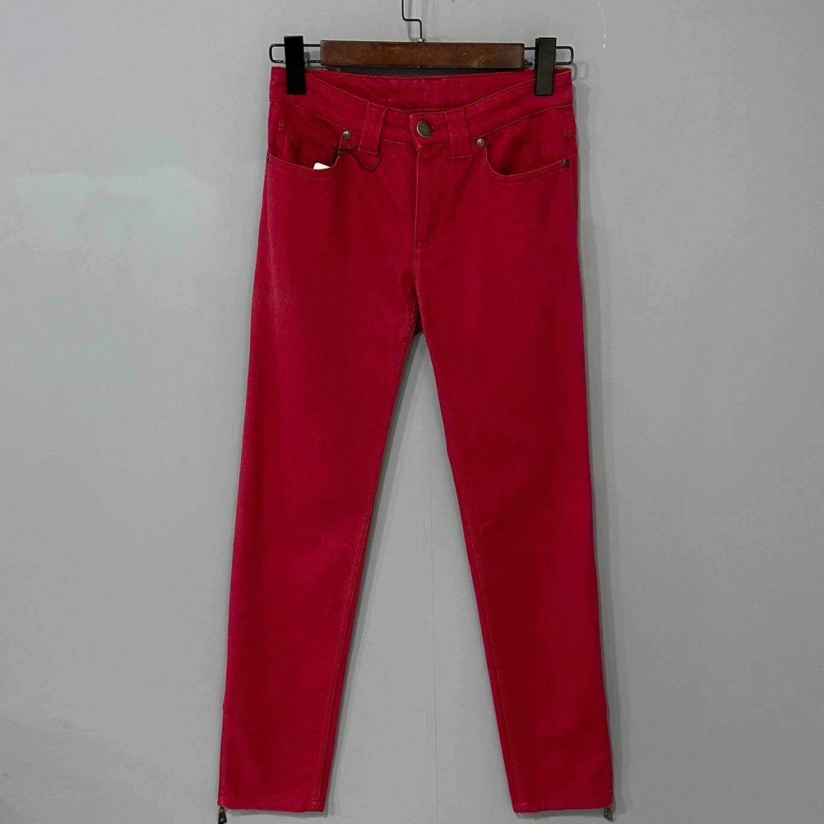 Louis Vuitton Louis Vuitton Red Logo Jeans Size 34" / US 12 / IT 48 - 1 Thumbnail
