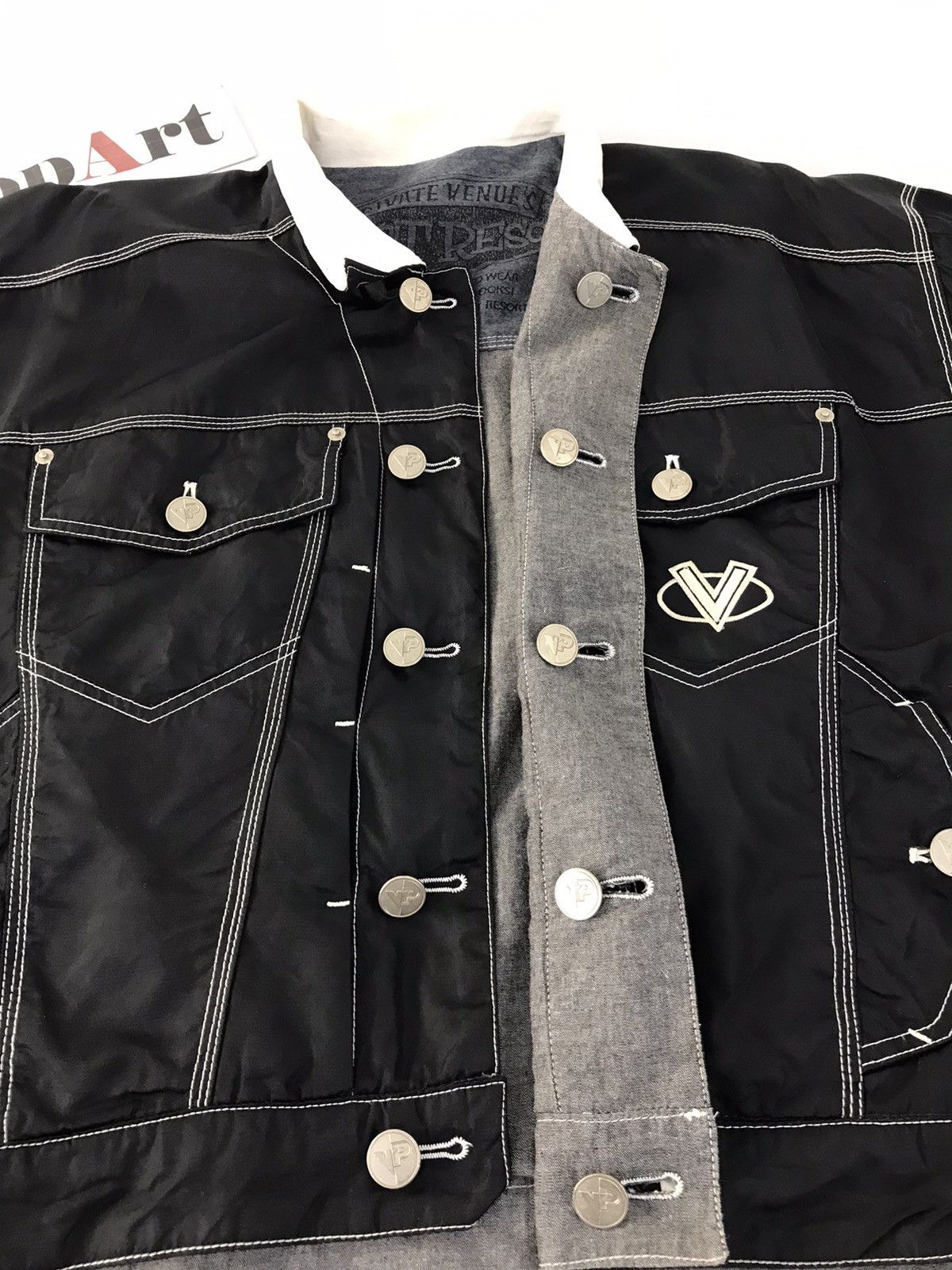 Japanese Brand Vintage Venue Bomber Jacket Distressed Button Up Design Size US L / EU 52-54 / 3 - 7 Thumbnail