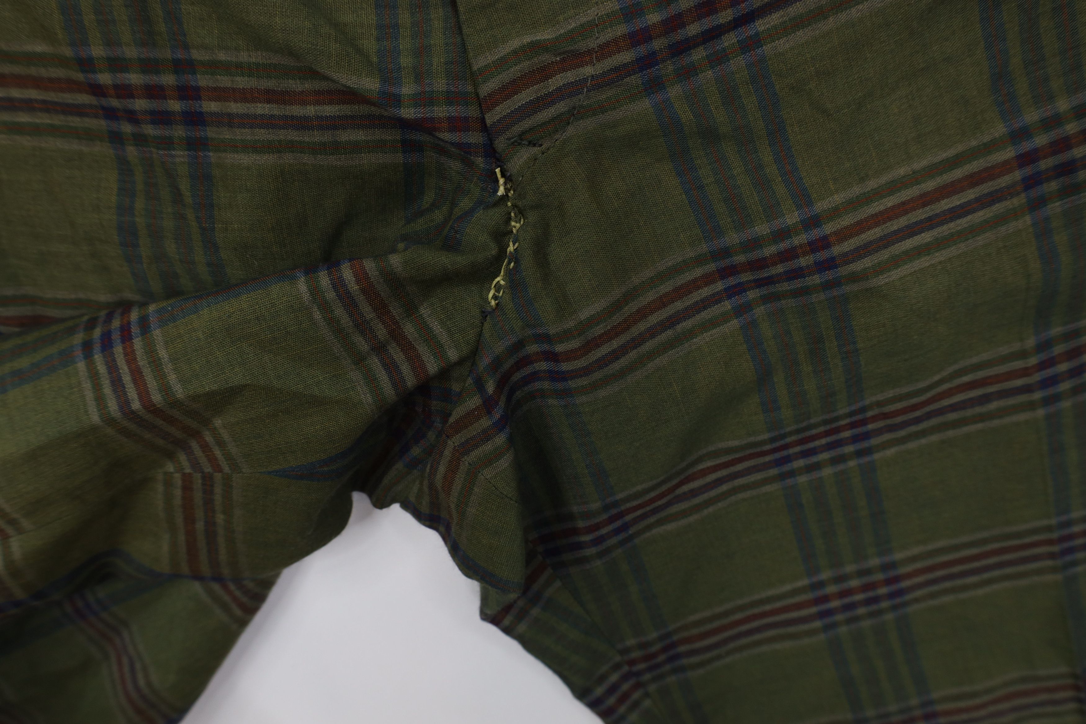 Vintage Vintage 50s Streetwear Plaid Above Knee Chino Shorts USA Size US 36 / EU 52 - 5 Thumbnail