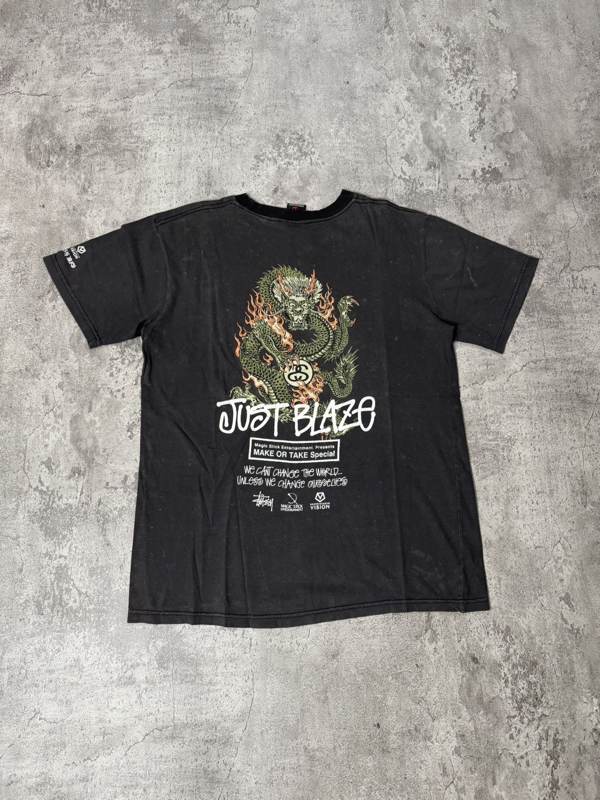 Stussy VINTAGE 00’S STUSSY DRAGON JUST BLAZE T-SHIRT Size US L / EU 52-54 / 3 - 1 Thumbnail
