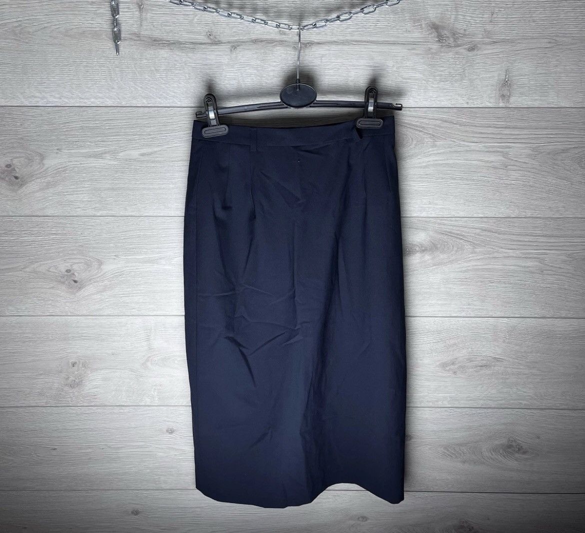 Balenciaga Women's skirt Balensiaga Uniformes size 38T Luxury Size 38" / US 16 / IT 52 - 1 Thumbnail