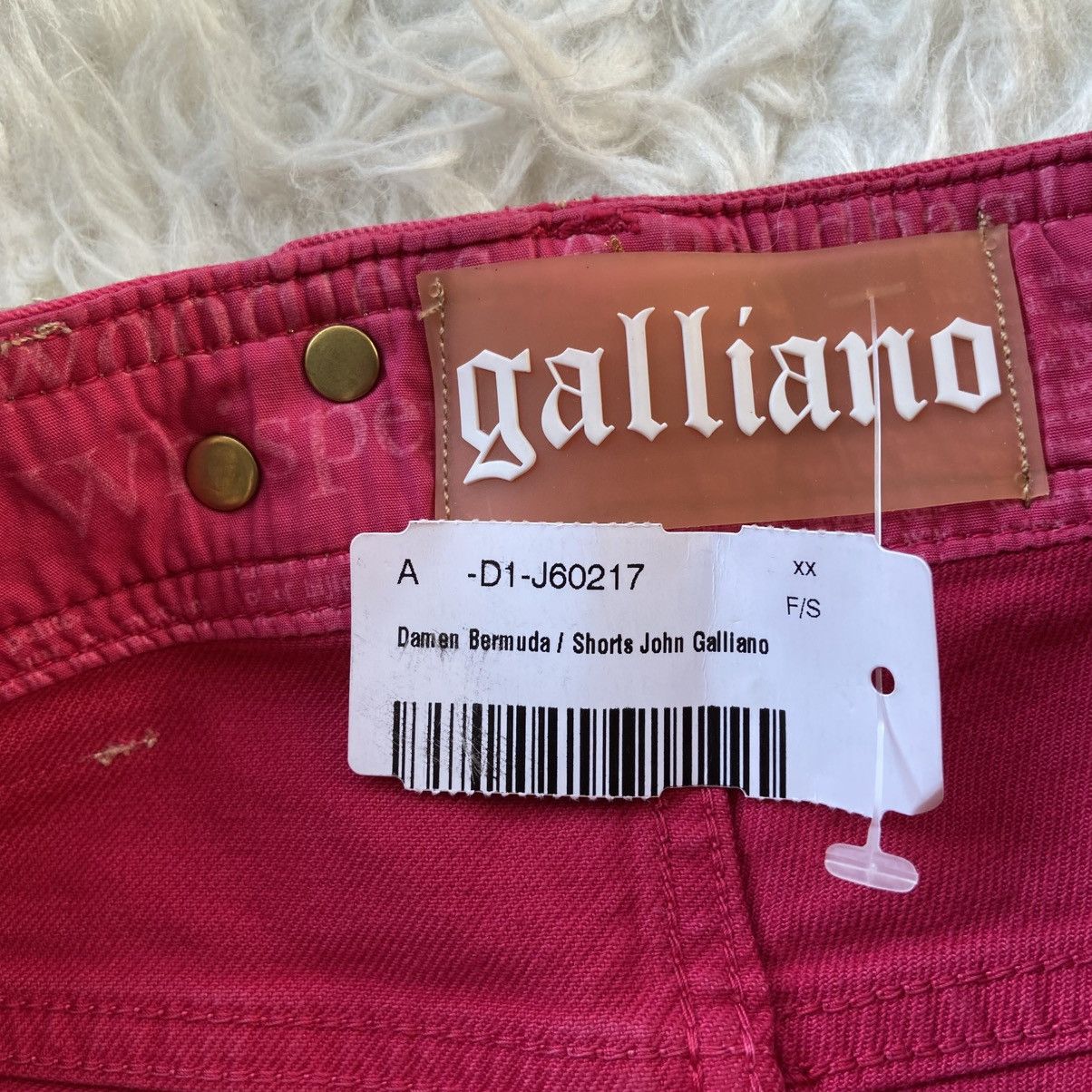 📌 NEW John Galliano Y2K Crazy Damen Bermuda Mini Shorts