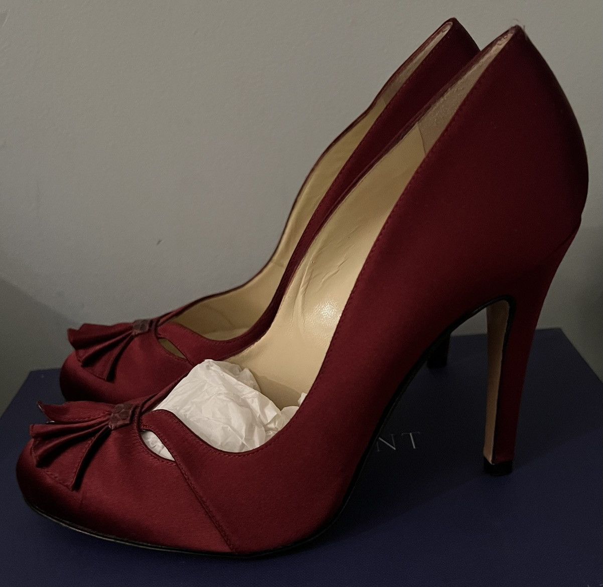 Sarah Flint Authentic Sarah Flint ingrid red crimson satin heels Italy Size US 7.5 / IT 37.5 - 1 Thumbnail