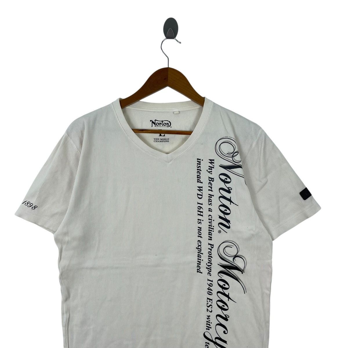 Norton Norton Motorcycle Vneck Waffle Tee Shirt Size US L / EU 52-54 / 3 - 2 Thumbnail
