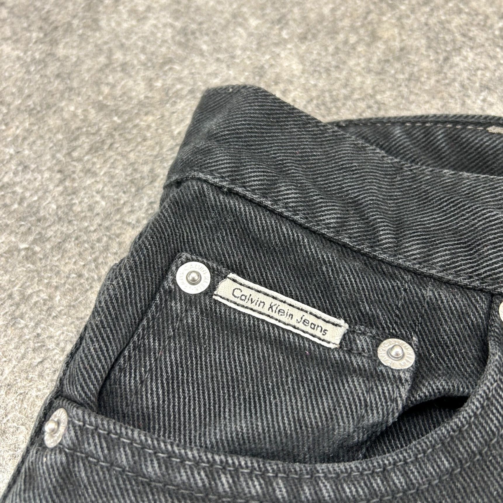 Calvin Klein VINTAGE Calvin Klein Jeans Womens 10 Black 5 Pocket Relaxed Straight Dark Wash 90s Jeans Size 32" / US 10 / IT 46 - 3 Thumbnail
