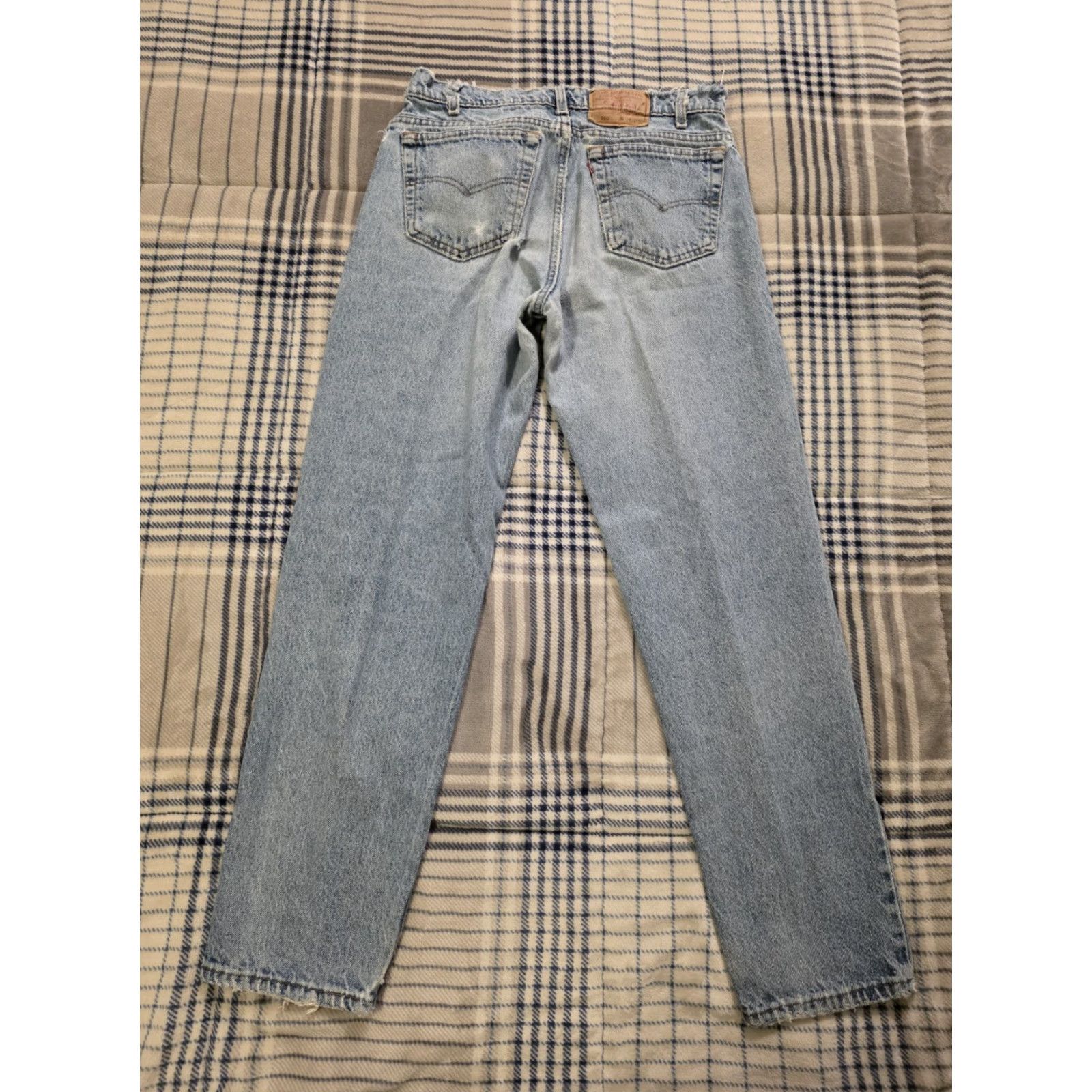 Levi's VINTAGE Levi's 550 Jeans Cemented in USA 90s Tapered Denim Blue 33x30 Mens Size US 34 / EU 50 - 3 Thumbnail