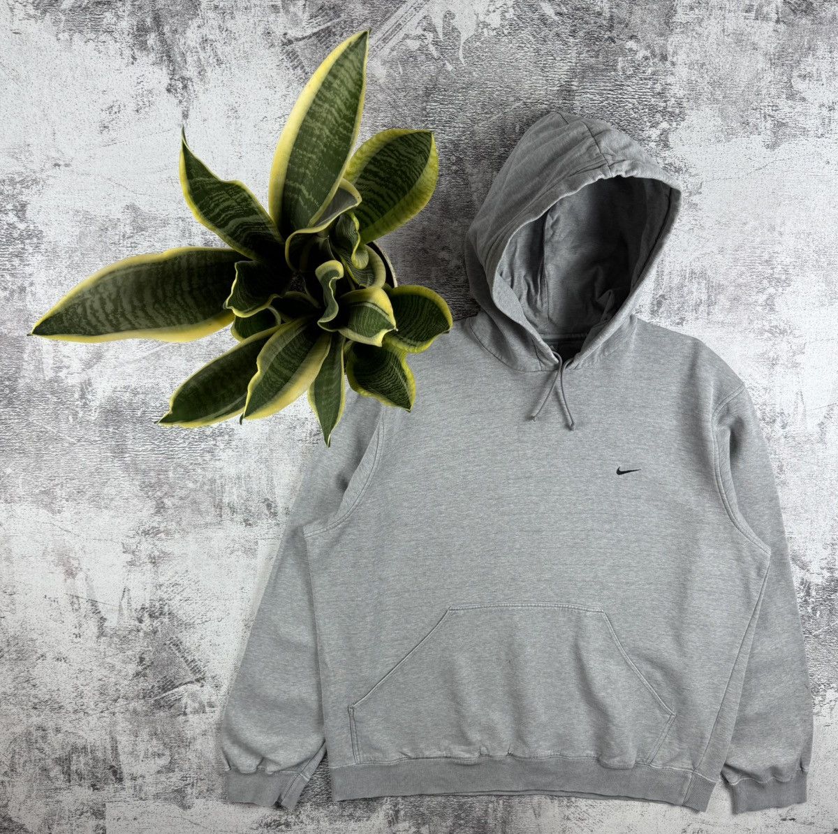 Nike Vintage Nike Swoosh Y2K 90S 00S Sweatshirt M Hoodie Pullover Size US XL / EU 56 / 4 - 1 Thumbnail
