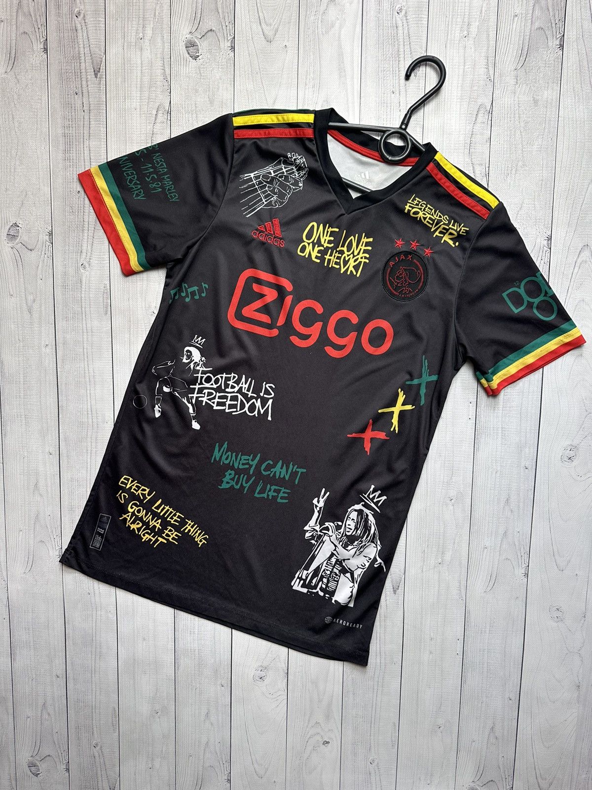 Bob Marley Vintage Bob Marley big logo tee rare Rasta Size US S / EU 44-46 / 1 - 2 Thumbnail