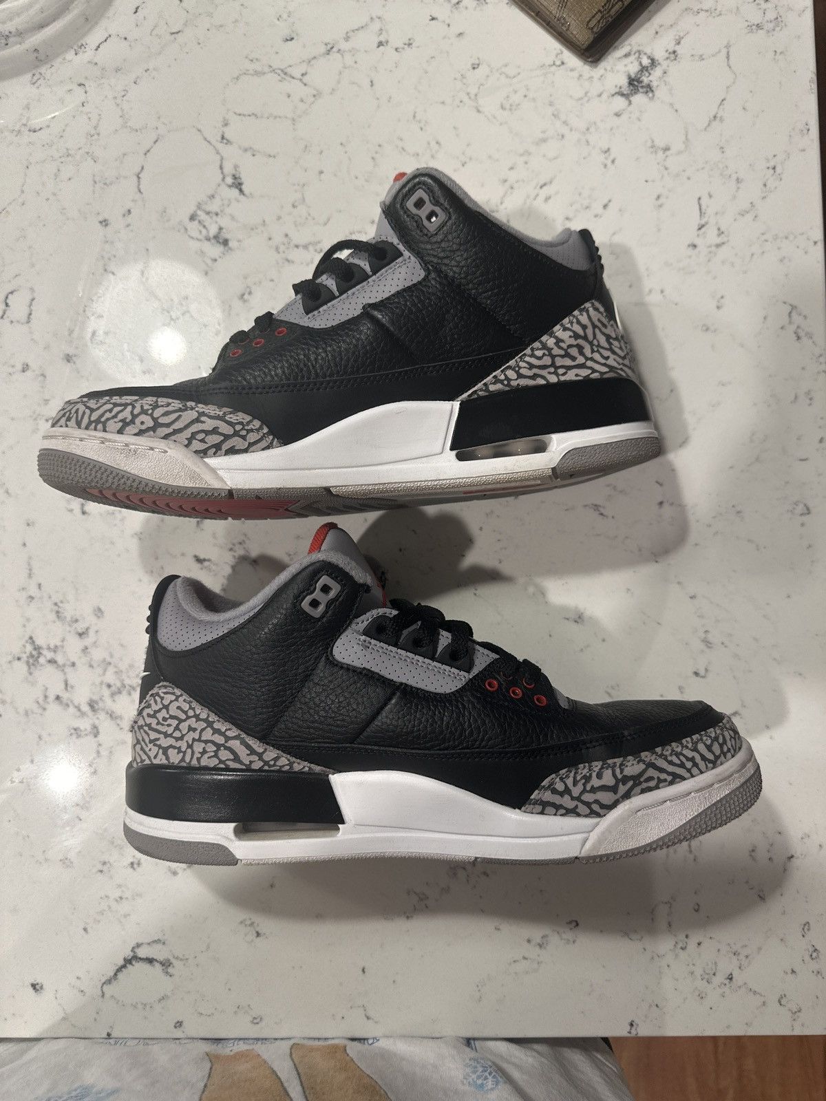 Jordan Brand Jordan Black Cement 3’s Size US 10.5 / EU 43-44 - 2 Thumbnail