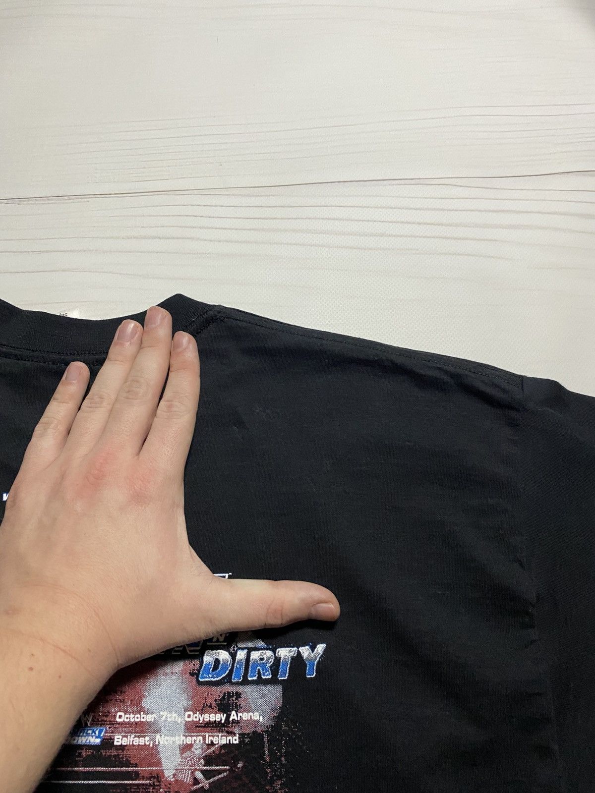 Vintage × WWE × WWF Vintage WWE RAW vs SmackDown 2004 Big Logo y2k t shirt Size US L / EU 52-54 / 3 - 9 Thumbnail