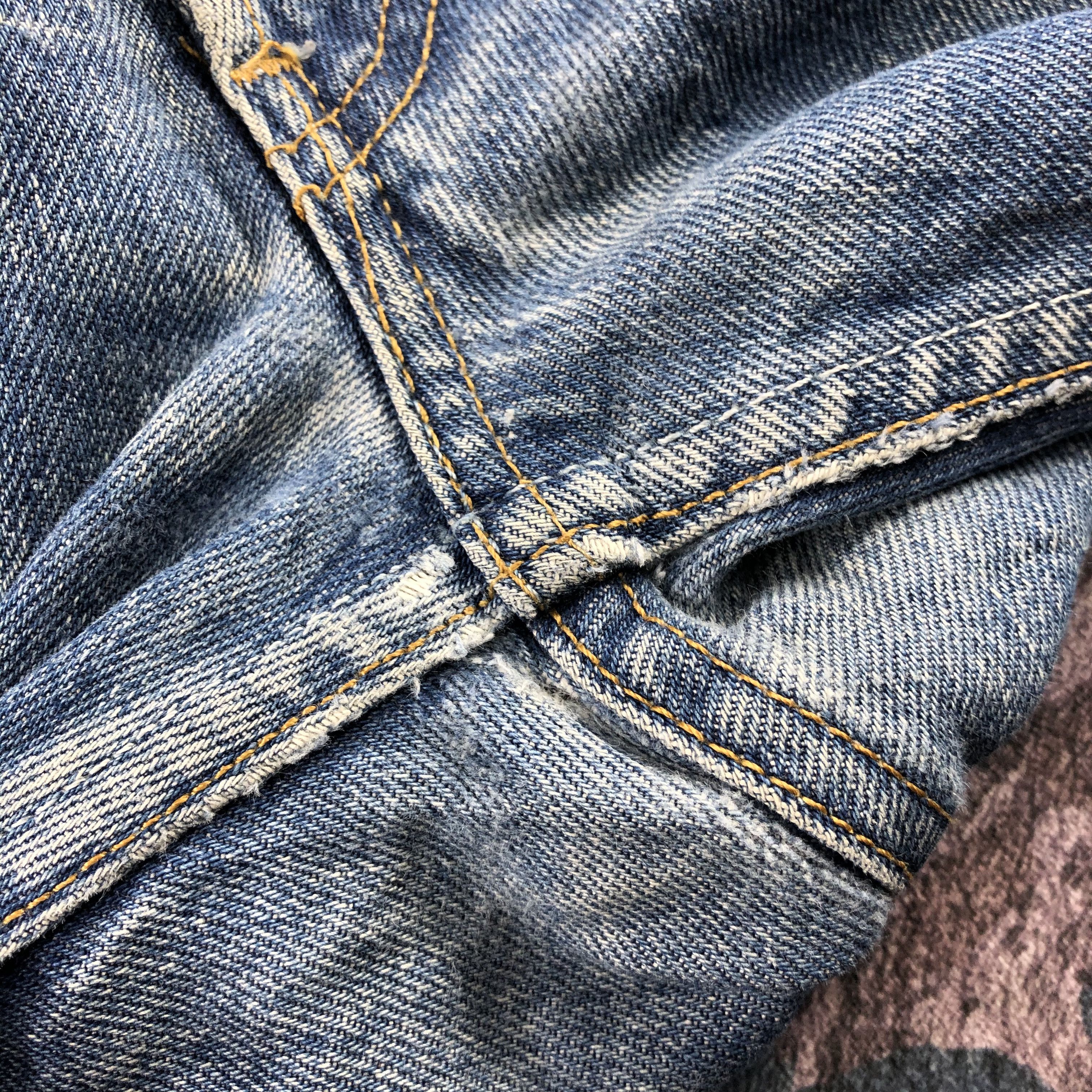 Levi's 90s Vintage Blue Wash Levis 501 Jeans-JM2937 Size US 36 / EU 52 - 8 Thumbnail