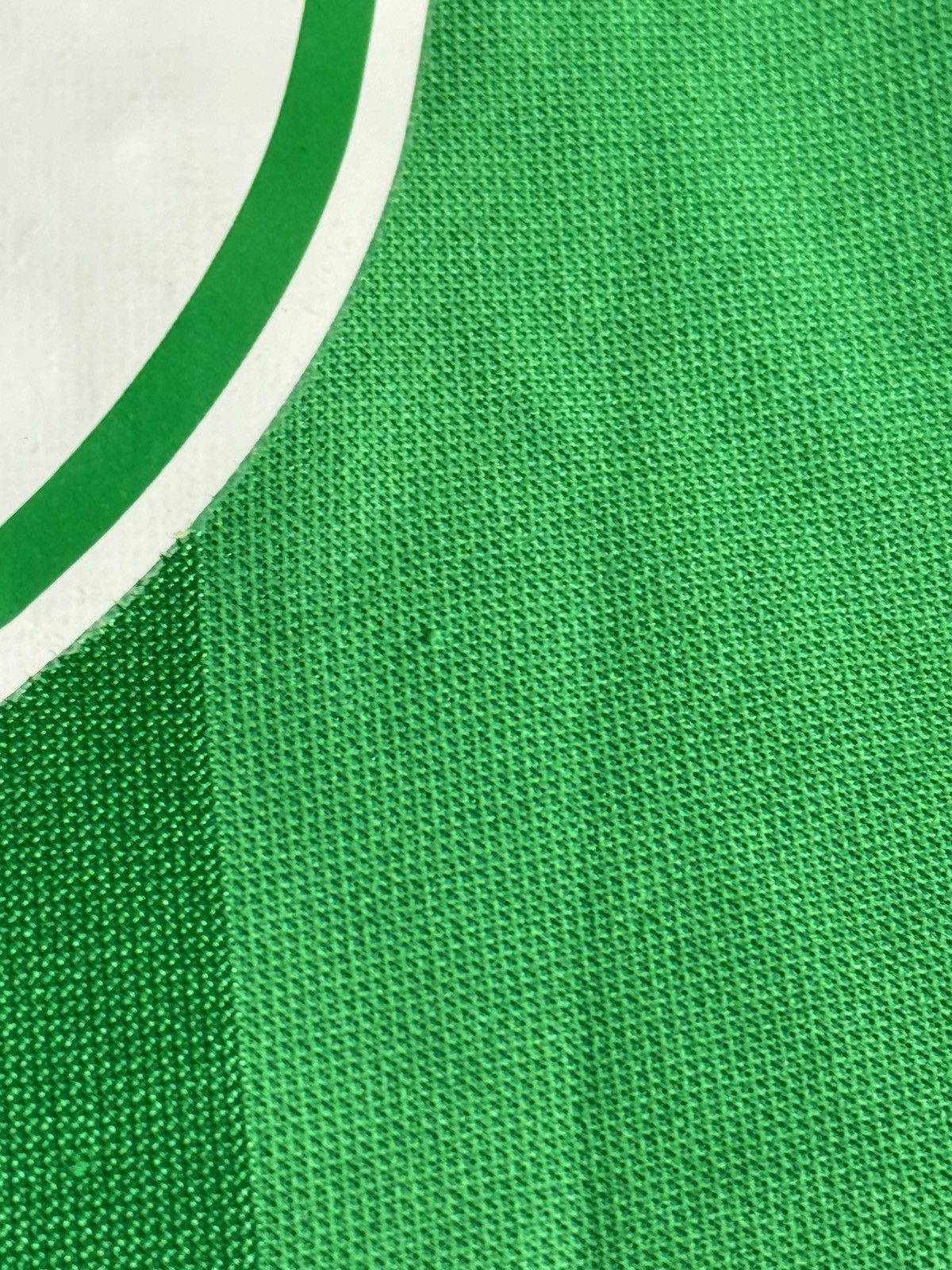 Umbro Republic of Ireland 16/18 Home Football Jersey Size US XL / EU 56 / 4 - 6 Thumbnail