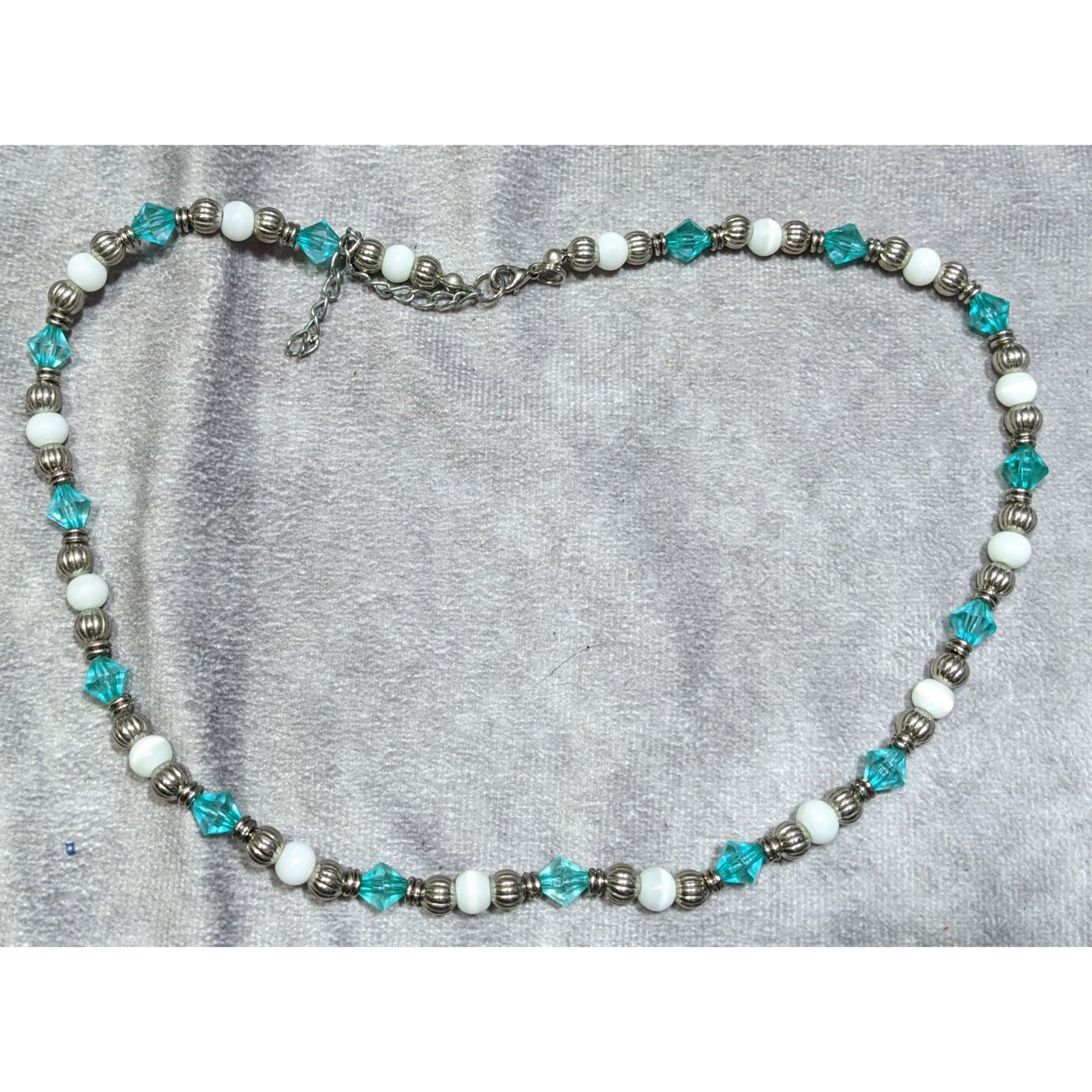 Other Turquoise & White Beaded Necklace With Silver Tone Accents & Size ONE SIZE - 6 Thumbnail