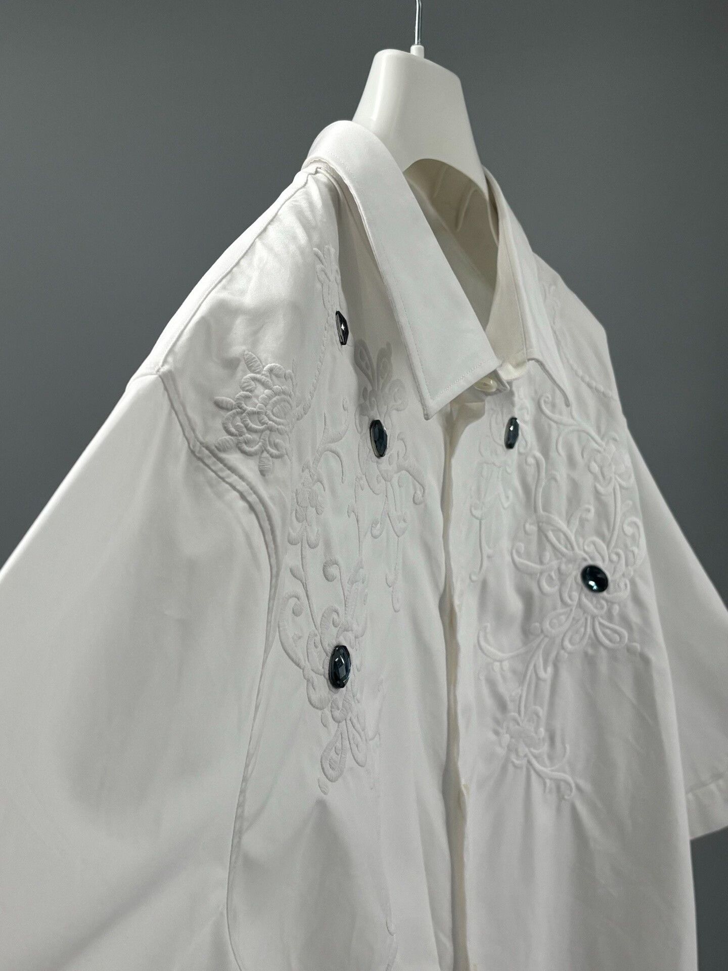 Givenchy Givenchy Men's Short Sleeve Embroidered Shirt Size US M / EU 48-50 / 2 - 3 Thumbnail