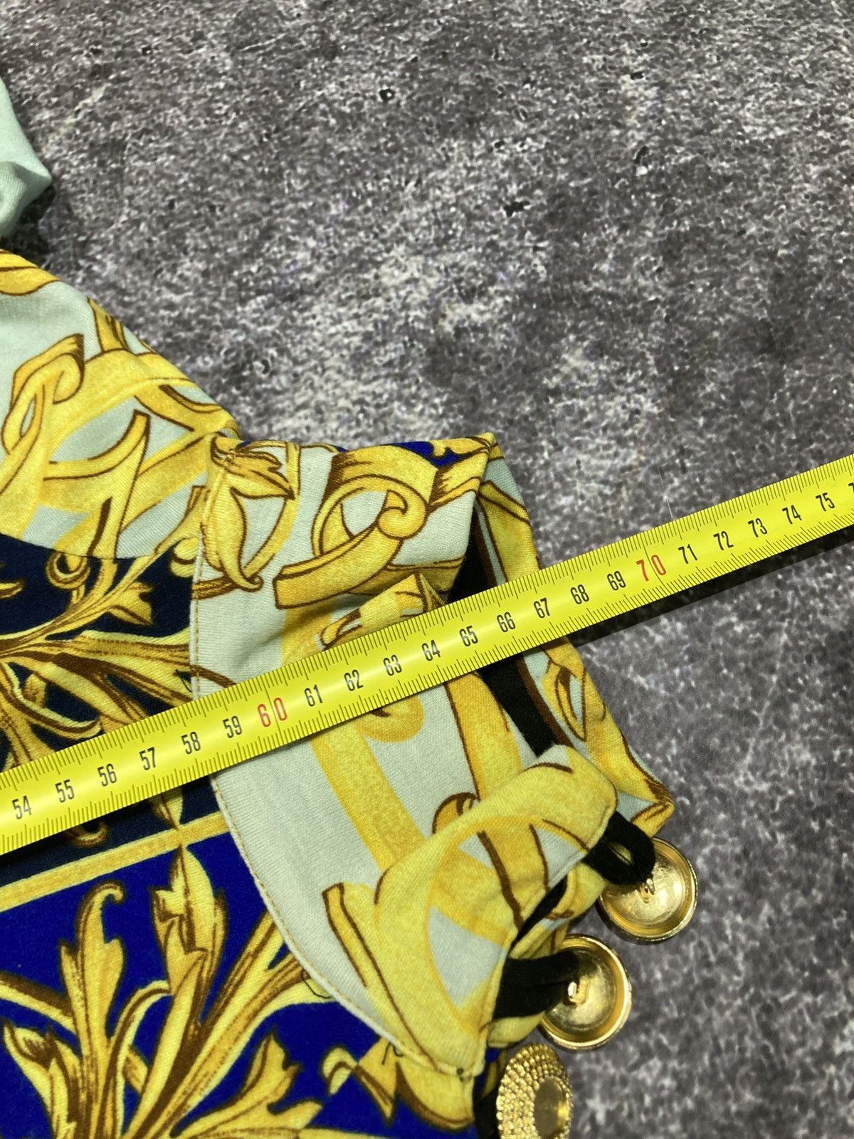 Versace VINTAGE VERSUS GIANNI VERSACE BAROQUE LANA WOOL JUMPER Size L / US 10 / IT 46 - 19 Thumbnail