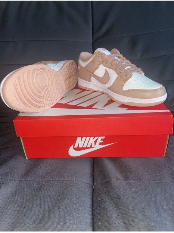 Nike Nike Dunk Rose Whisper Size US 10 / EU 43 - 2 Thumbnail