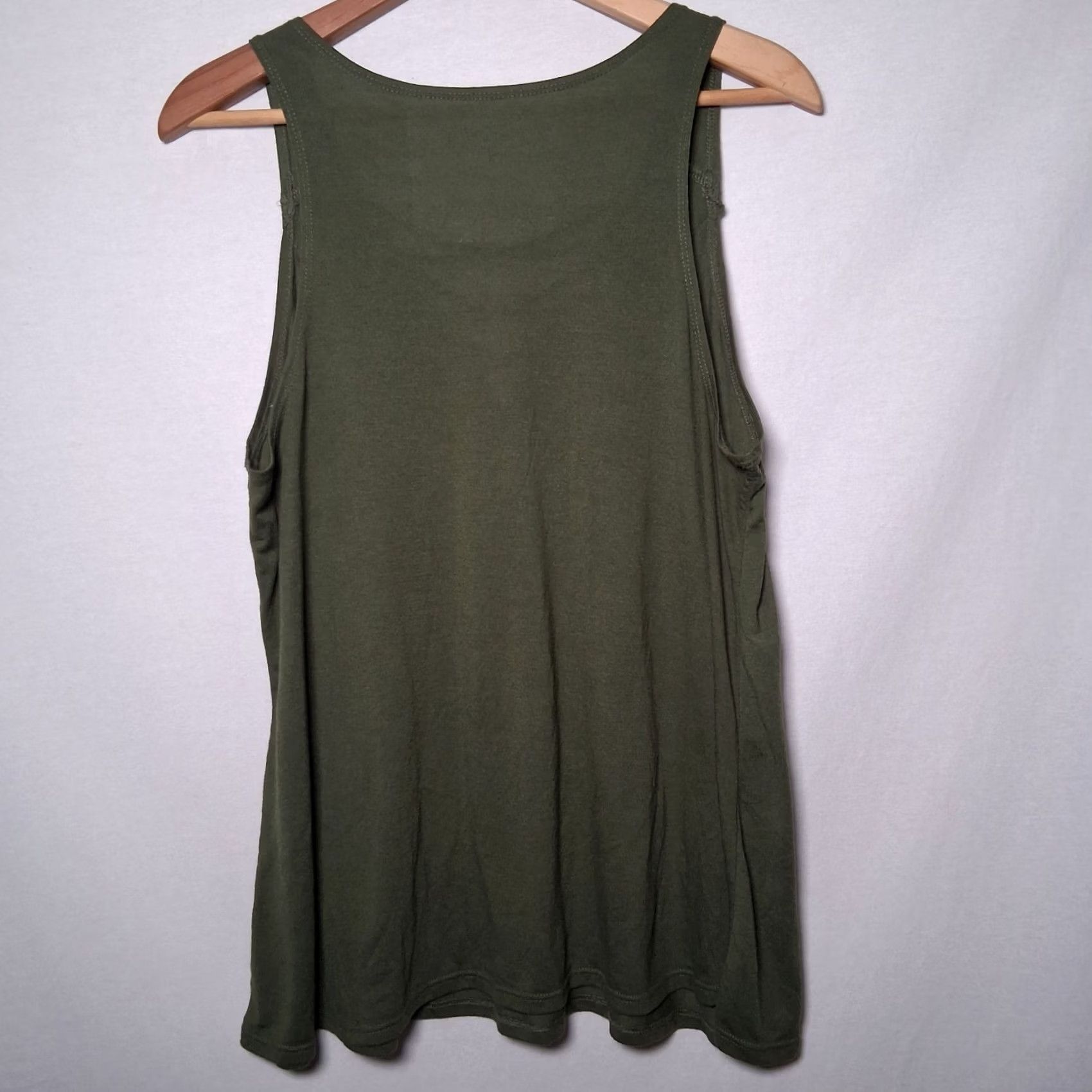Disney Disney Little Mermaid Tank Top Juniors XL Princess Ariel Lace Trim V-Neck Y2K Tank Shirt Size XL / US 12-14 / IT 48-50 - 4 Thumbnail