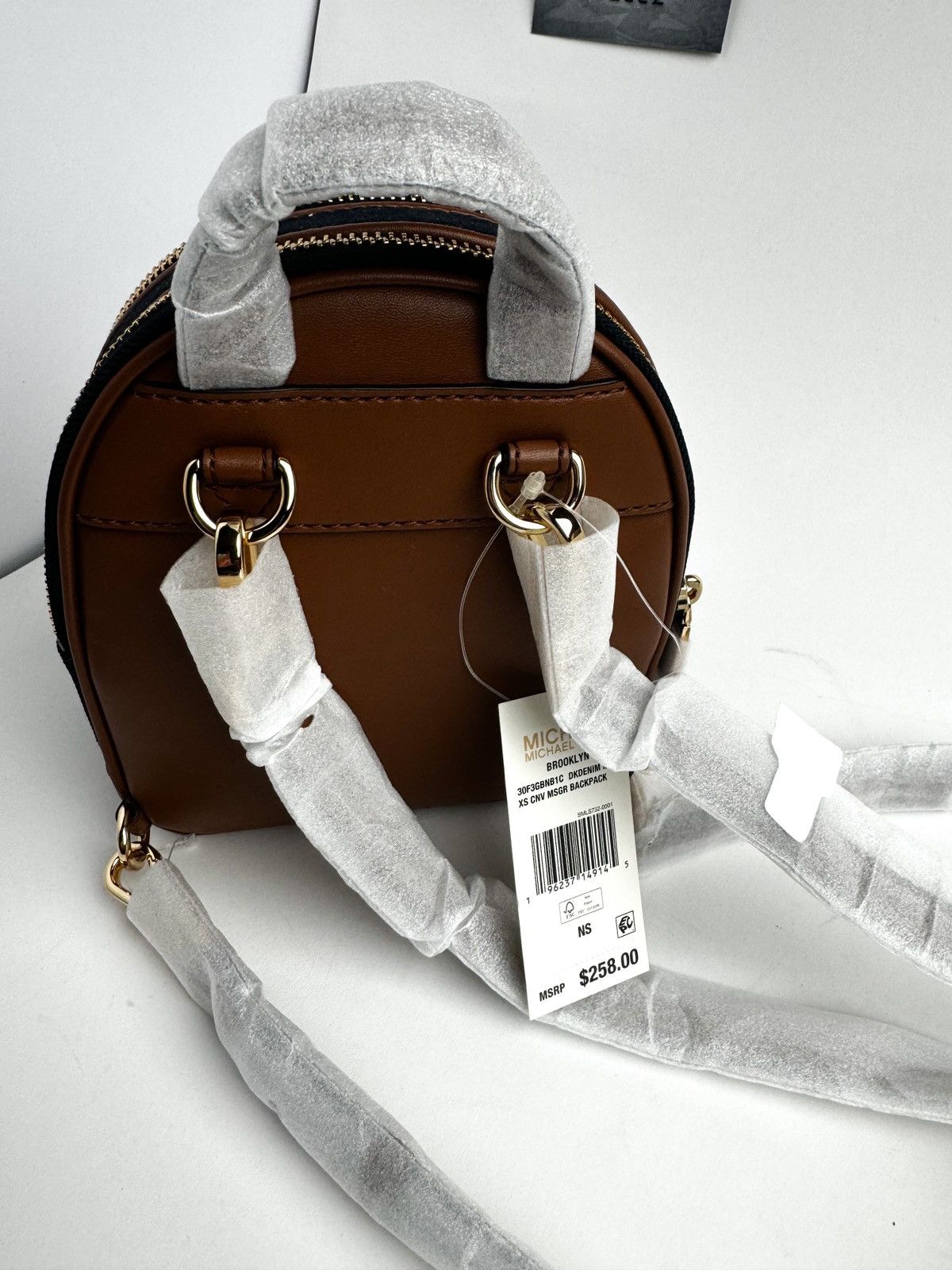 Michael Kors Michael Kora extra small convertible messenger backpack Size ONE SIZE - 2 Thumbnail