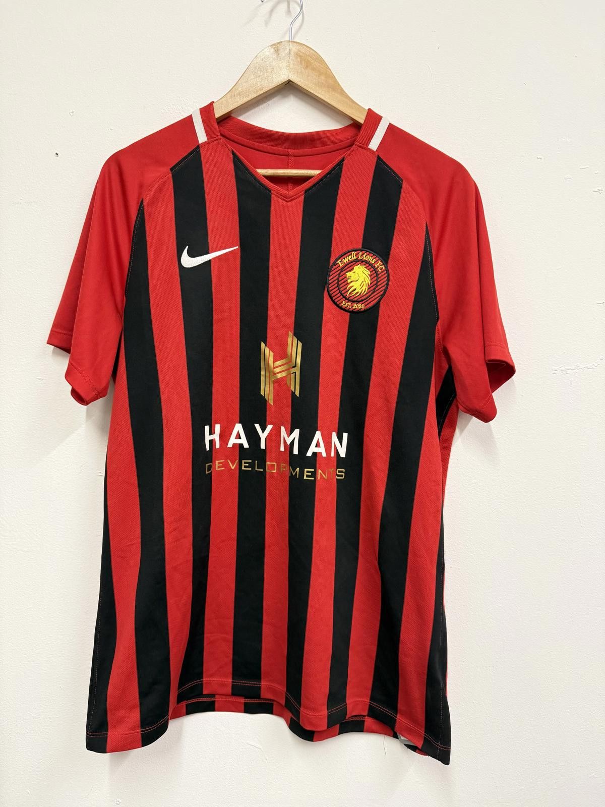 Nike Nike Ewell Lions FC Soccer Jersey Red and Black Striped Size Size US L / EU 52-54 / 3 - 1 Thumbnail