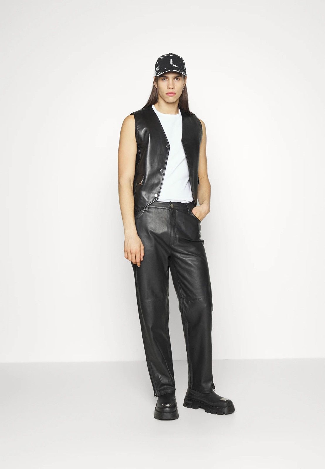 Han Kjobenhavn !DS! FW22 Han Kjobenhavn Leather Relaxed Fitted Trousers Size US 32 / EU 48 - 1 Thumbnail
