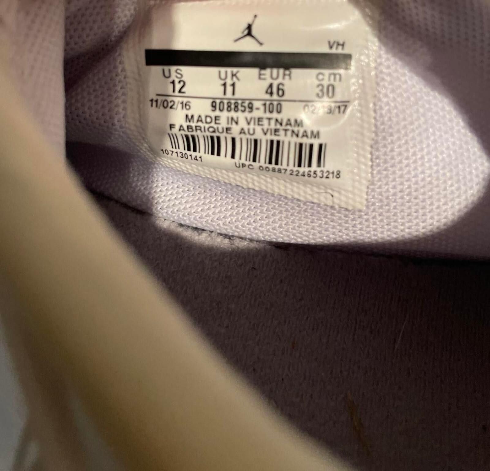 Nike Nike Jordan Shoes Men's 12 White Gray Sneakers Athletic Size US 12 / EU 45 - 3 Thumbnail