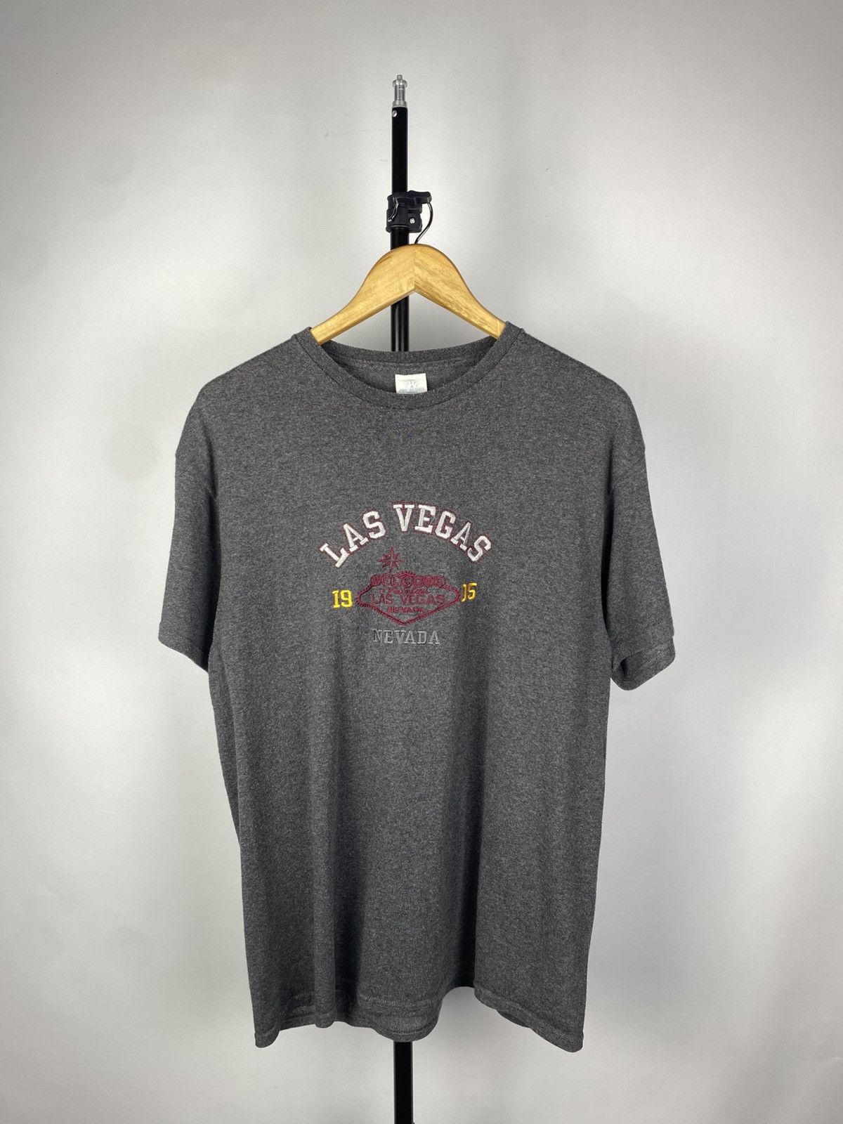Vintage Vintage 00s Welcome Las Vegas Logo Sex Porn T Shirt Size US L / EU 52-54 / 3 - 1 Thumbnail