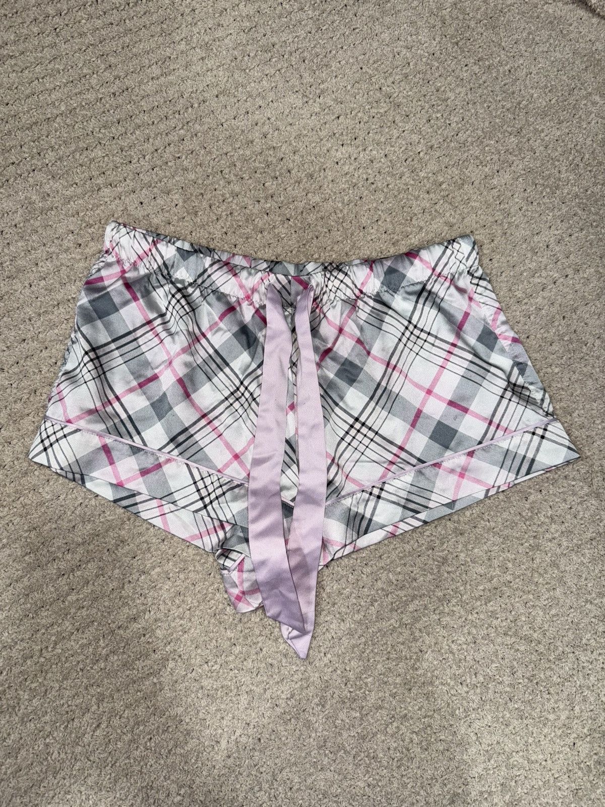 Victoria's Secret Victoria’s Secret Plaid Shorts Size 26" / US 2 / IT 38 - 1 Thumbnail