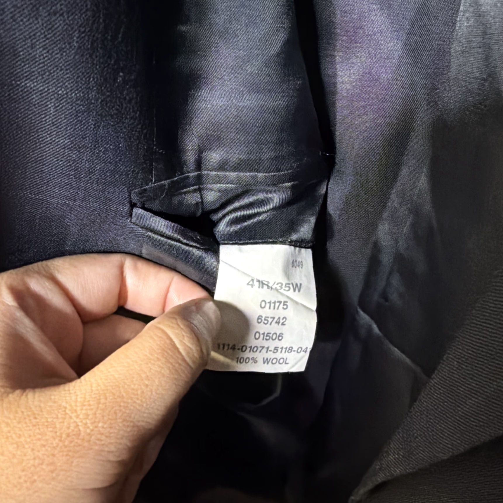 Jos. A. Bank Jos A Bank 41R Wool 2PC Suit Blazer Men Pants 35x32 Navy Blue Windowpane Wool 2 Piece Suit Men Size 42R - 6 Thumbnail