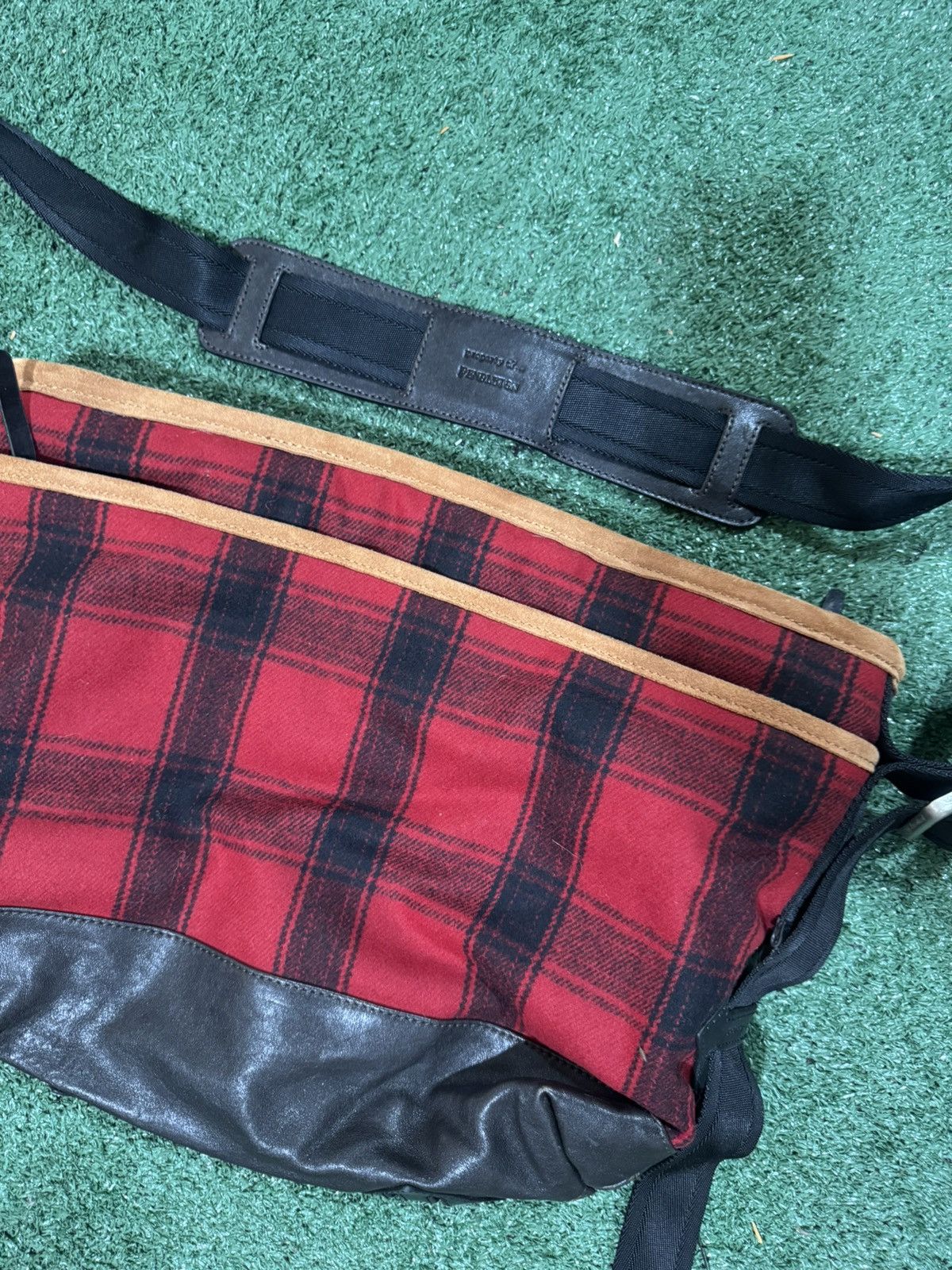 Pendleton Pendleton Plaid Messenger Bag Size ONE SIZE - 2 Thumbnail