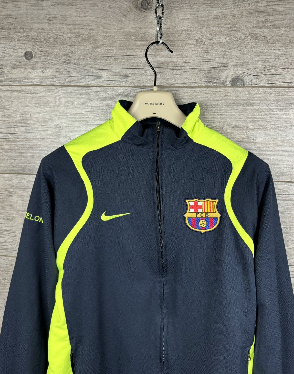 Nike 2005-06 Barcelona Nike Track Jacket Size S Size US S / EU 44-46 / 1 - 23 Thumbnail