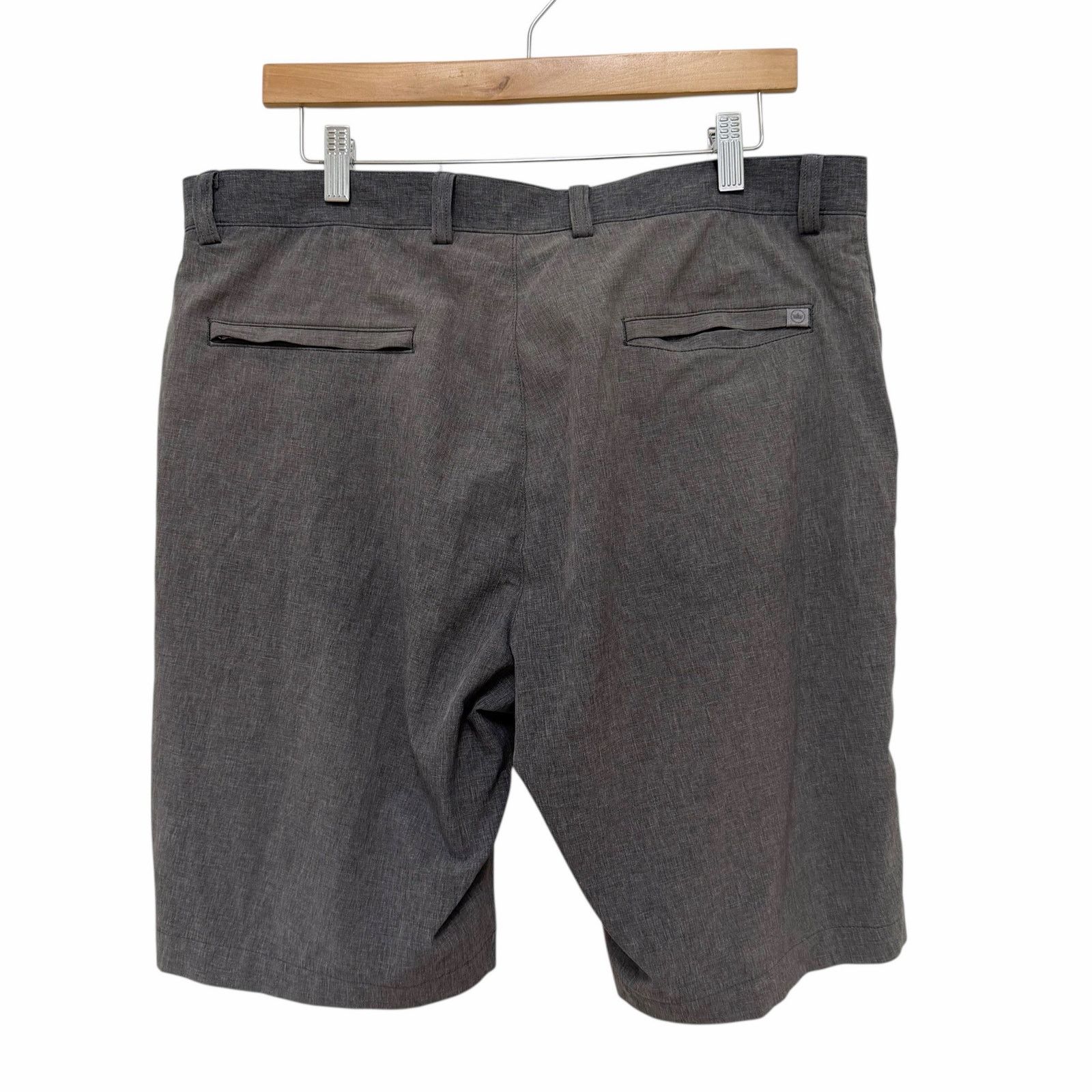 Peter Millar Peter Millar Gray Flat Front Golf Shorts Sz 35 Size US 35 - 6 Thumbnail