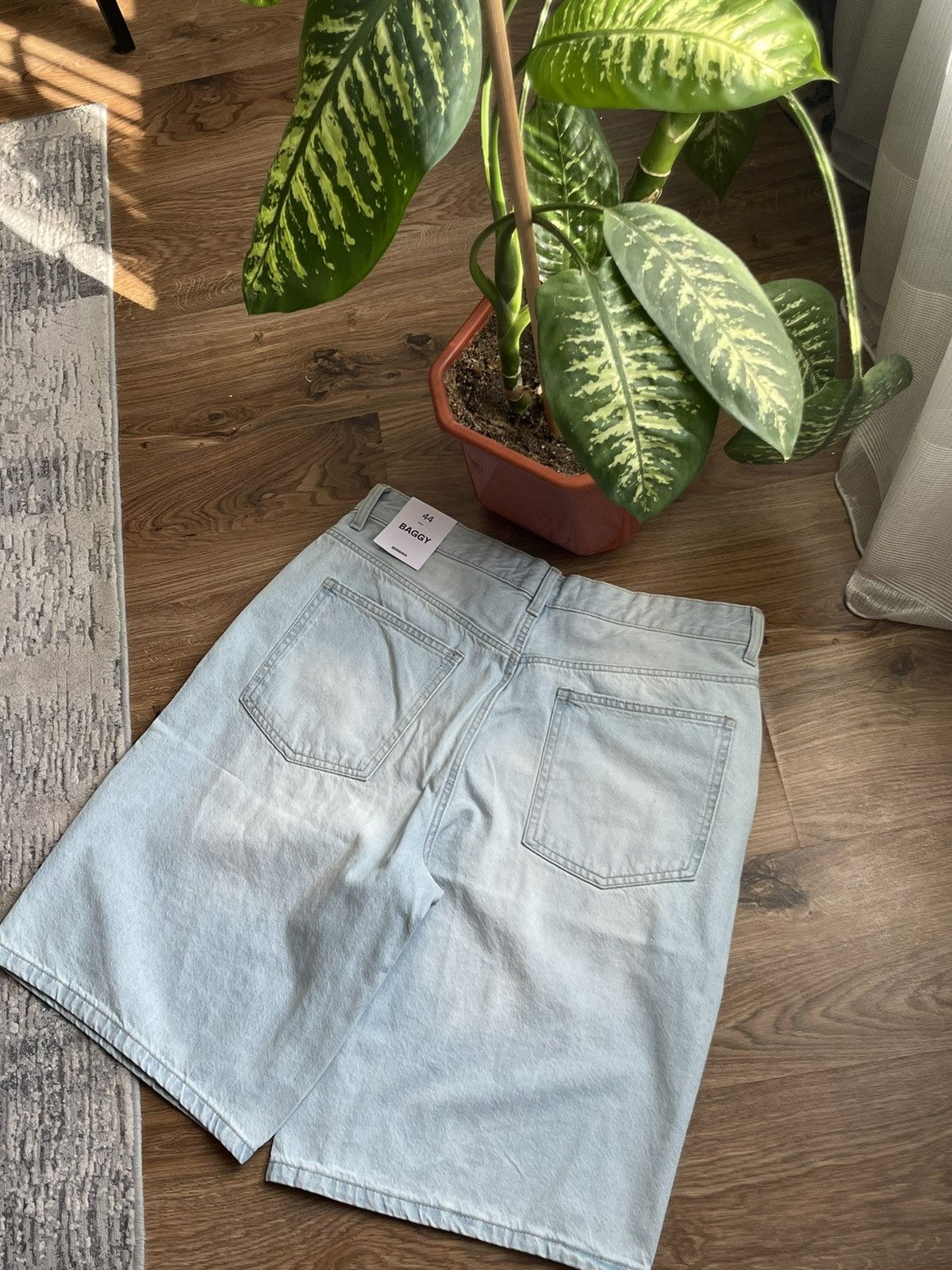Denime × Designer Baggy jorts bershka Size US 34 / EU 50 - 1 Thumbnail
