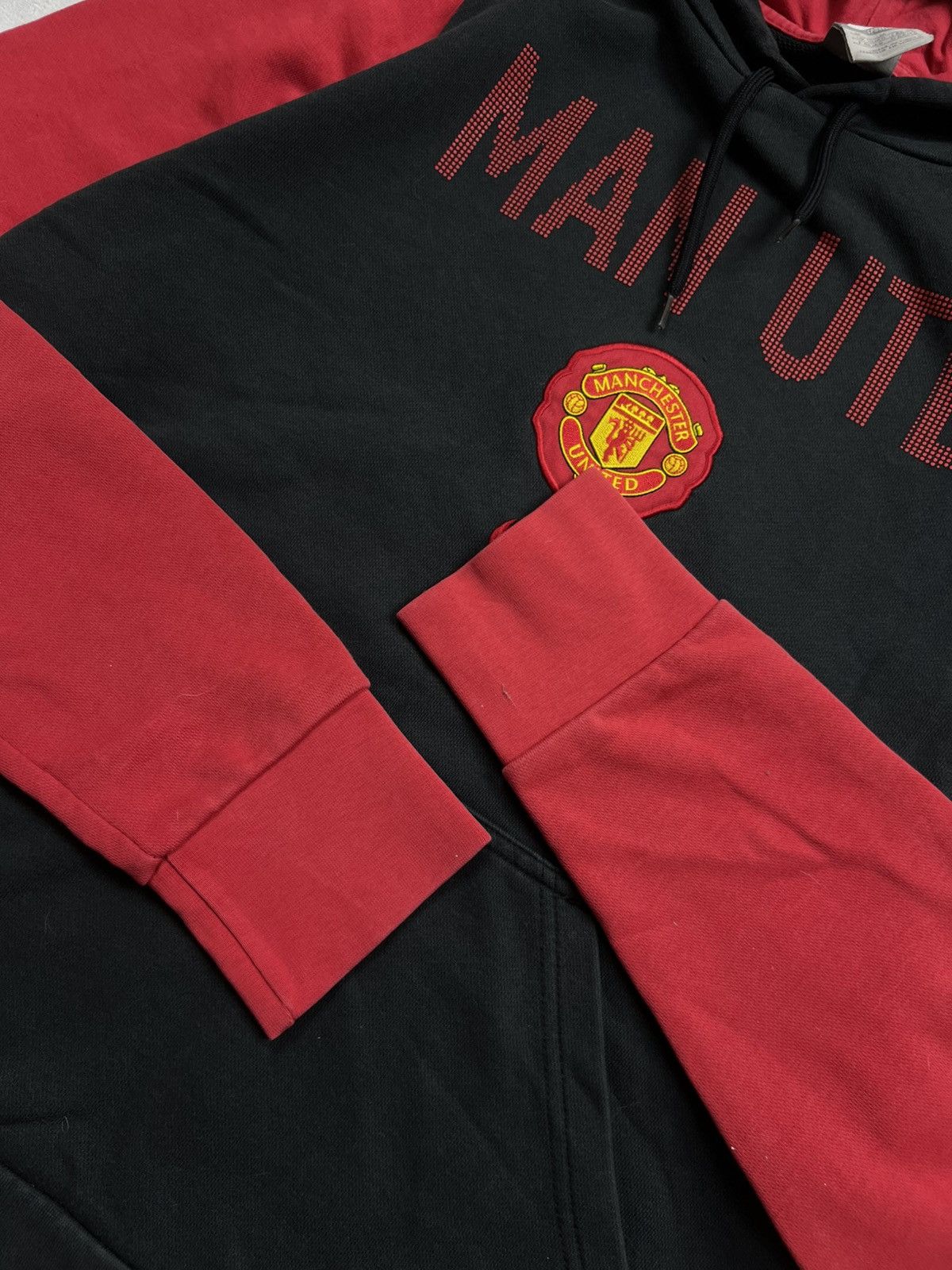 Nike 00s Nike Manchester United Central Swoosh Vintage Y2K Hoodie Size US M / EU 48-50 / 2 - 7 Thumbnail