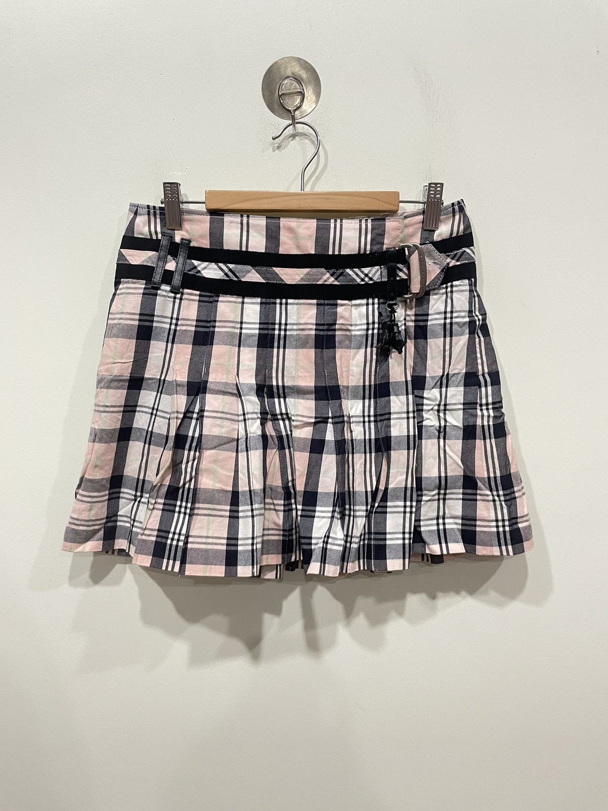Burberry Burberry Novacheck Wrap mini skirt Size 26" / US 2 / IT 38 - 1 Thumbnail