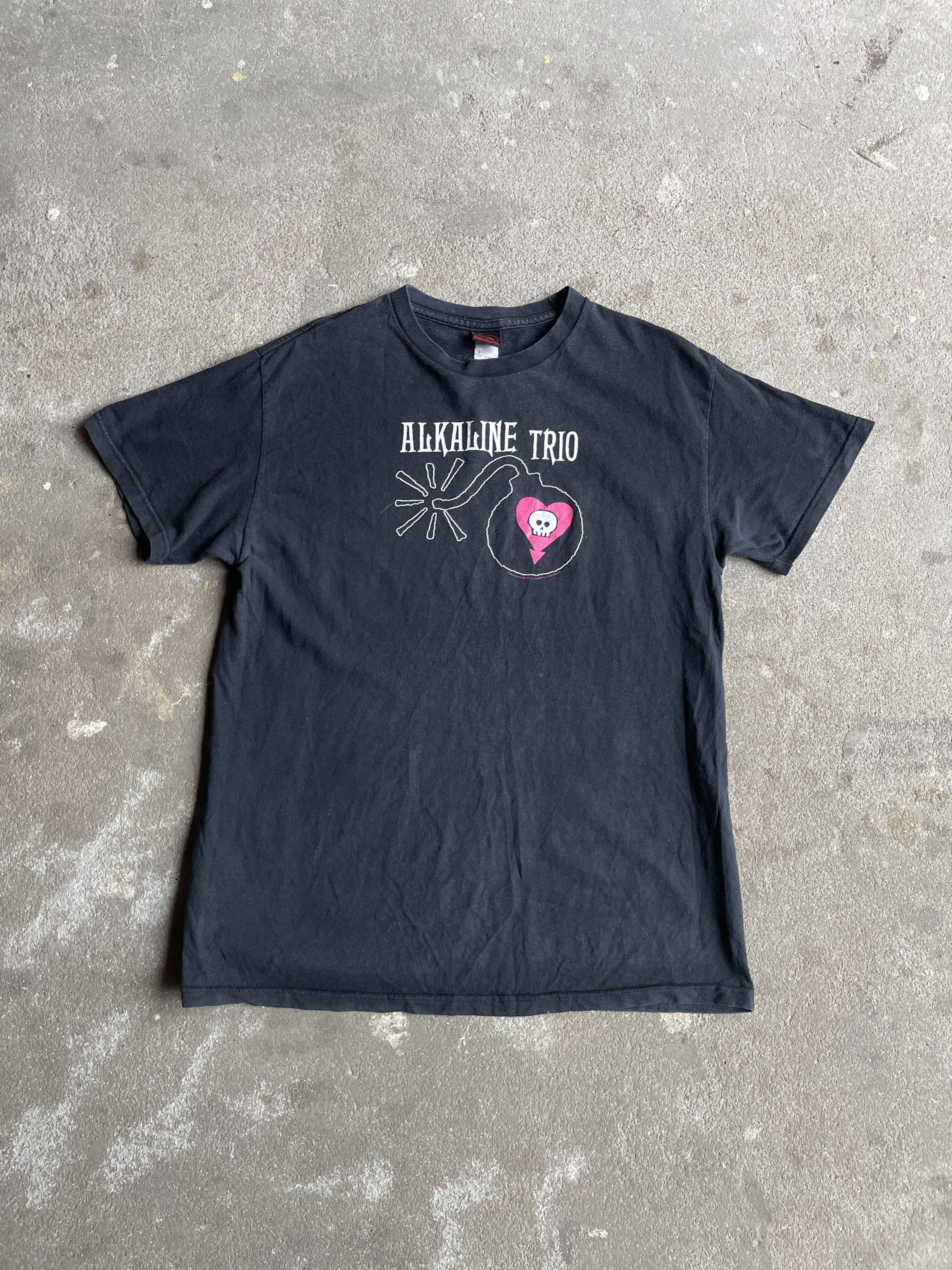 Band Tees × Vintage Vintage 2000s Alkaline Trio Band Shirt Size US M / EU 48-50 / 2 - 1 Thumbnail