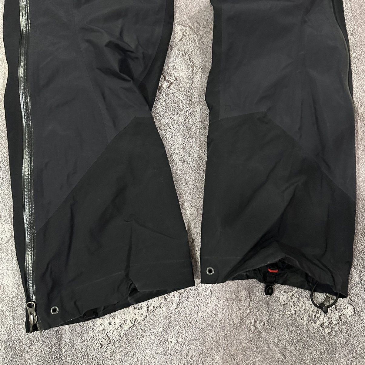 Arc'teryx Arcteryx Gore Tex Men’s Pants Size S Size US 31 - 13 Thumbnail